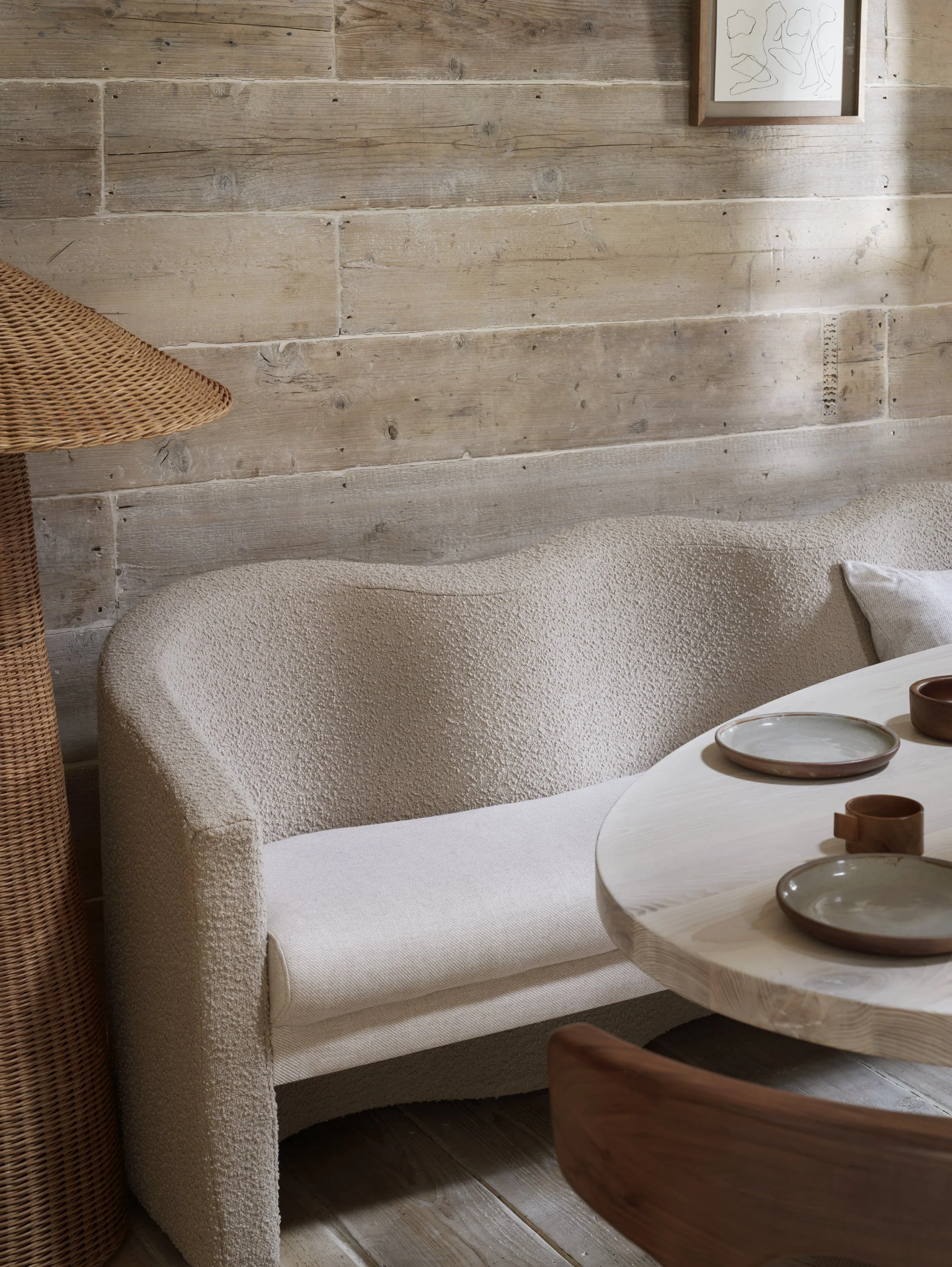 LOW_DINING_SOFA_PLAIN_.jpg