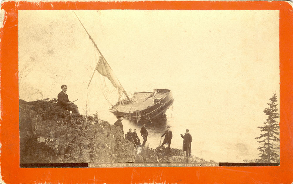 The wreck of the gloma (City of Thunder Bay Archives)