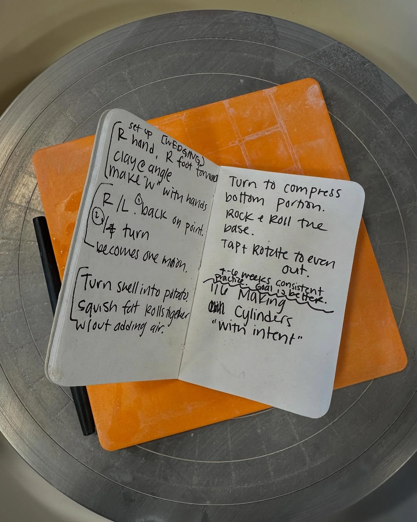 It feels so good to make time to be a student again! I am looking forward to seeing some of these pieces fired and implementing some new practices into my work. 

Tysm @barnclay for sharing your knowledge 🙏