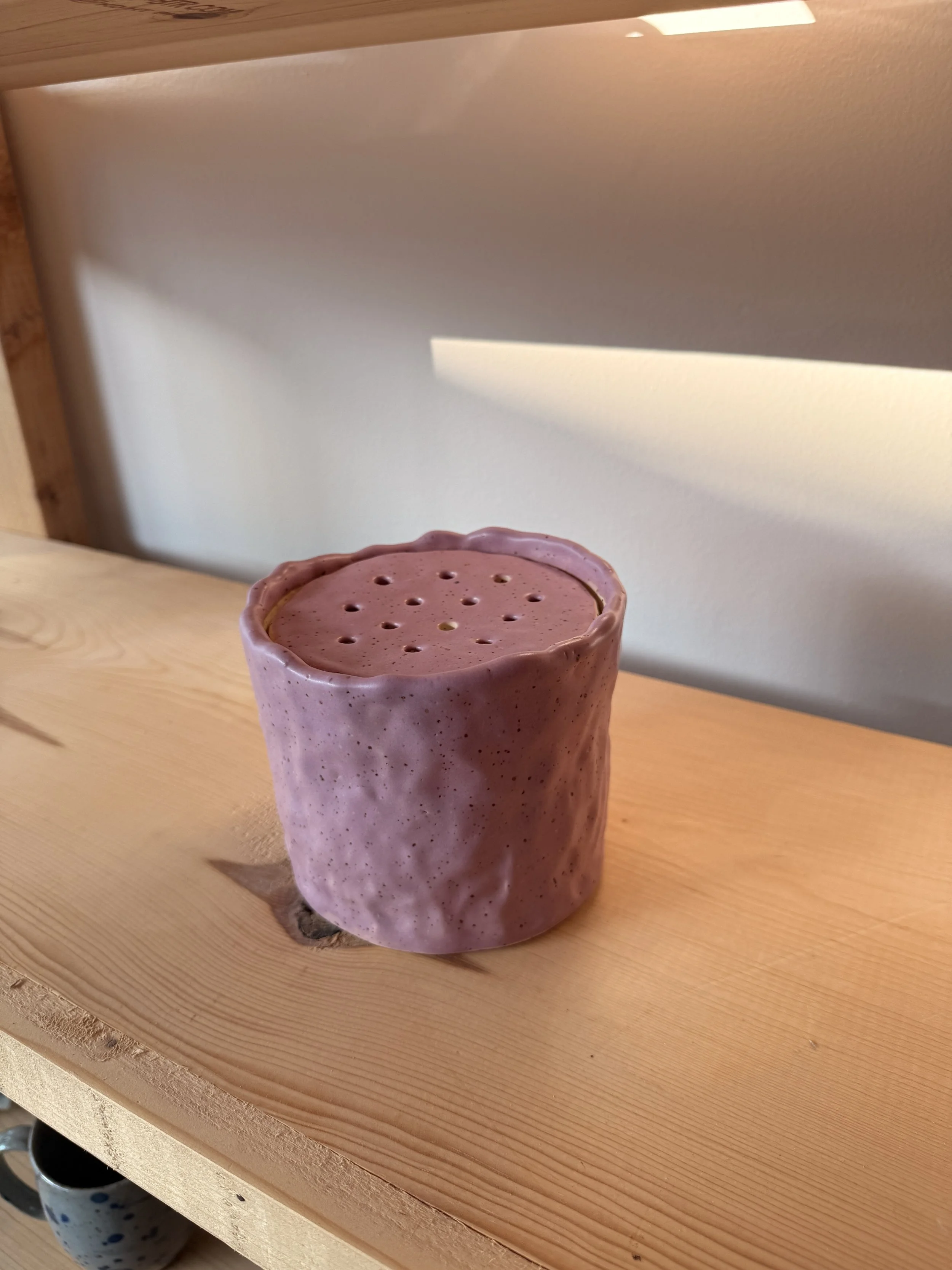 Experiment al Frog Vase XL