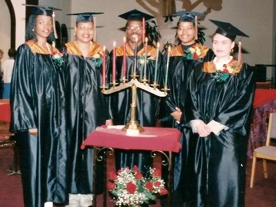 Graduates_1997_small.jpg