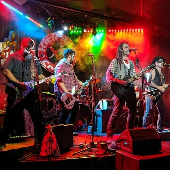 Happy Halloween from The Bloodiest Higgins Boys!
.
.
repost from @bcbshell .
.
#halloween #undeadhorsecreek #kickbuttcoffee #happyhalloween #deadhorsecreek #halloweenshow