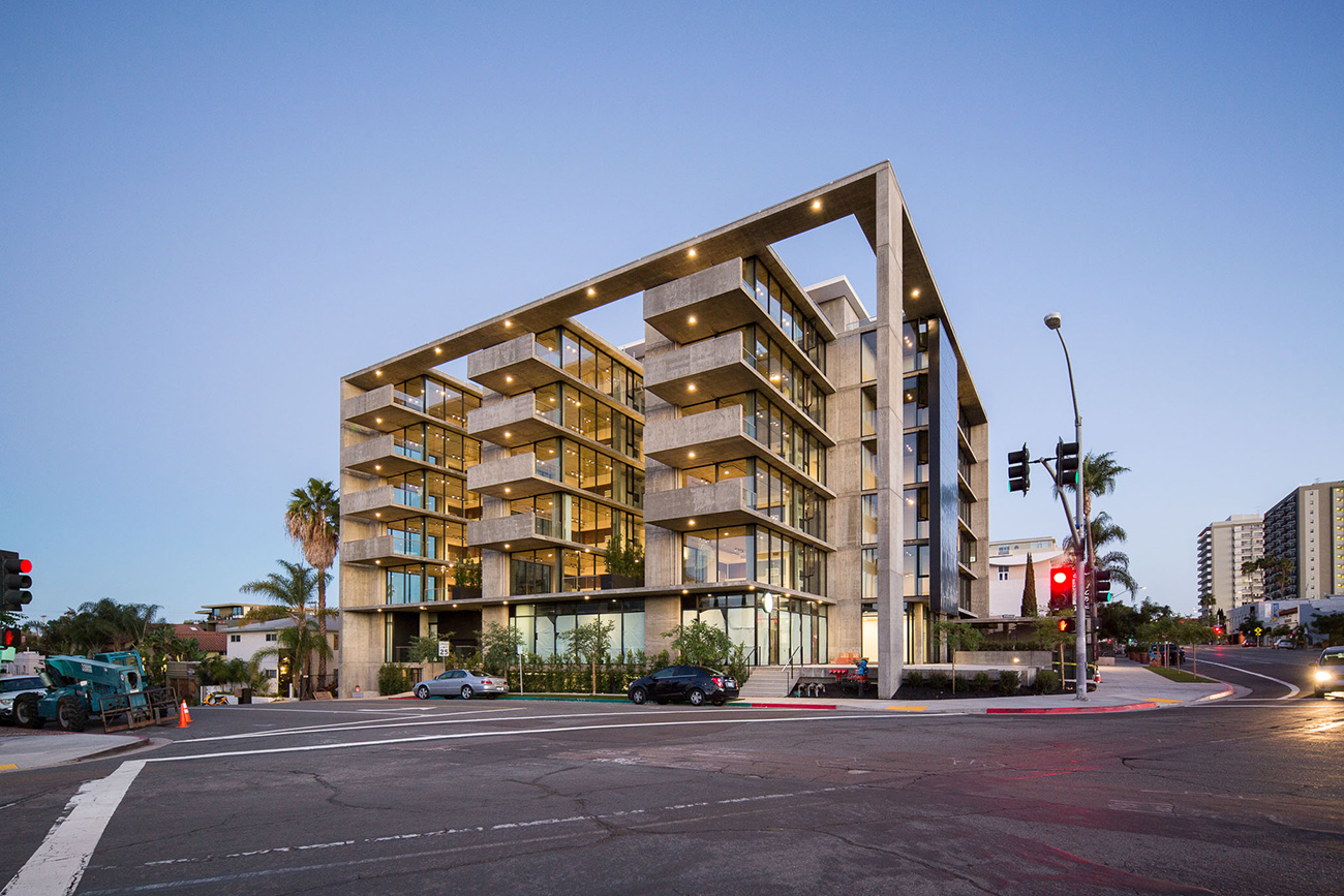 mr-robinson-apartments-hillcrest.jpg
