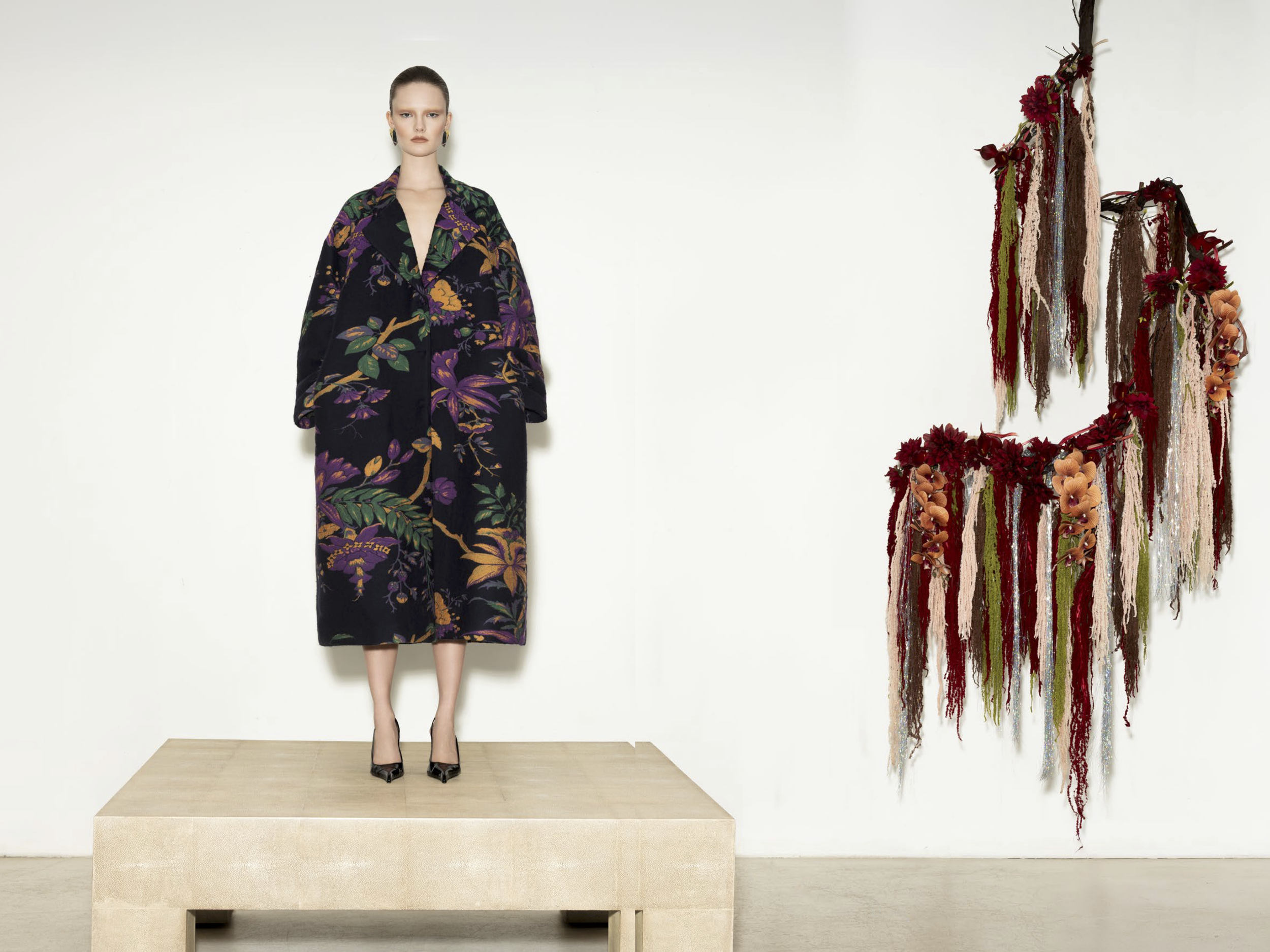 Nadya Toto Fall _ Winter 26-27 single (1) (glissé(e)s).png
