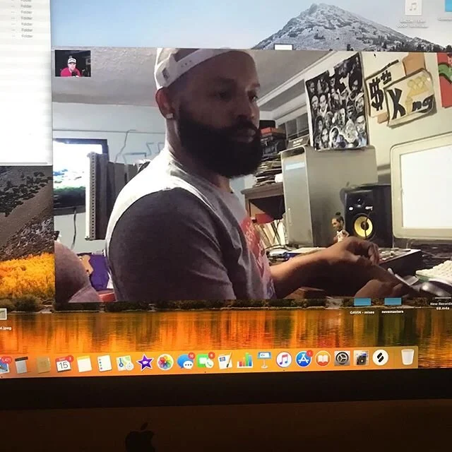 Making hits with the 5th-King.  Virtual style.