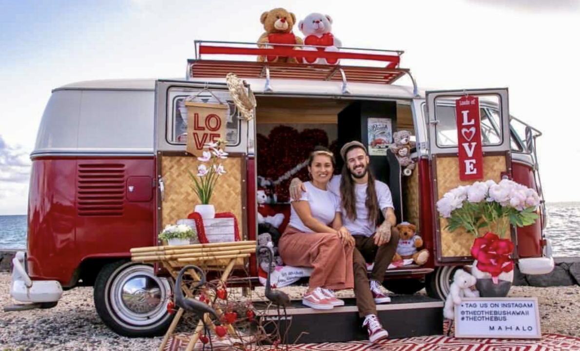 Valentine's Day Photo Bus!