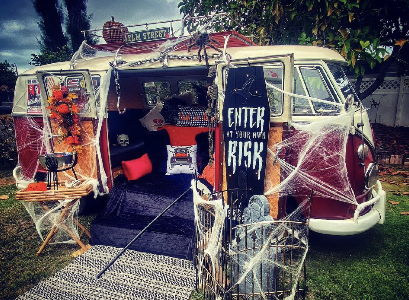 Halloween Photo Bus!