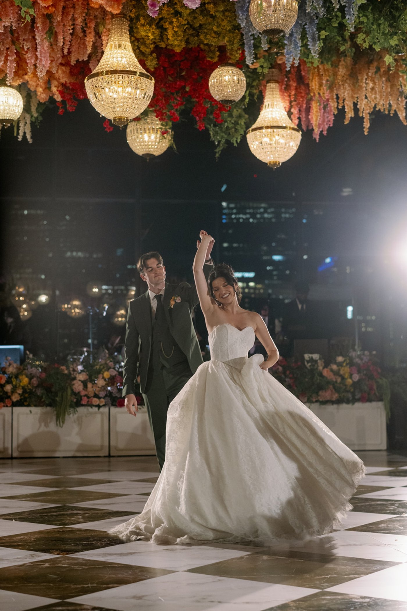 How the right wedding vendor team transforms your experience