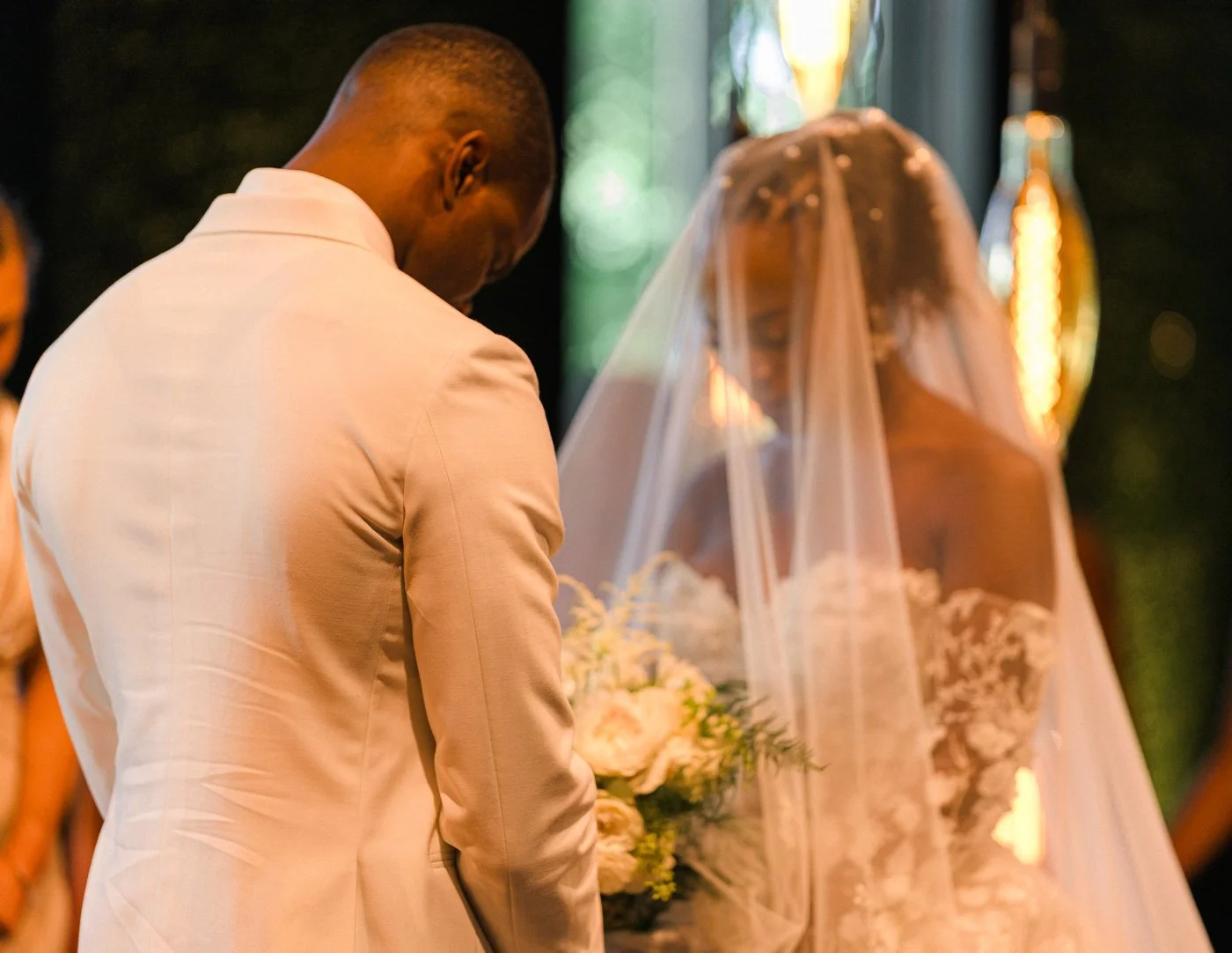 J Lauryn Photography - Chicago Wedding Photographer