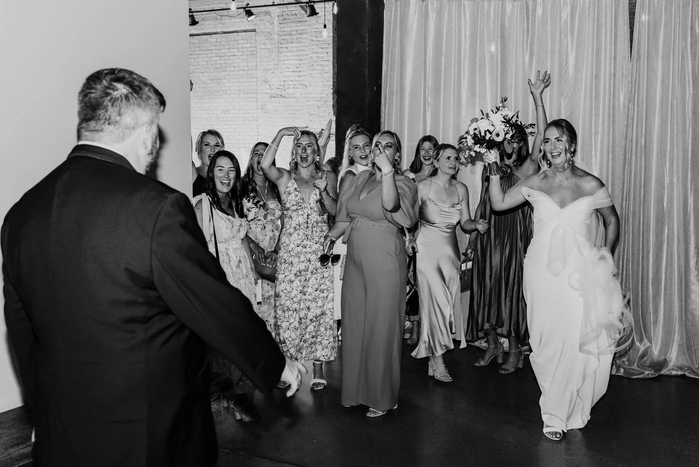 How to Plan a Cohesive Chicago Wedding Weekend