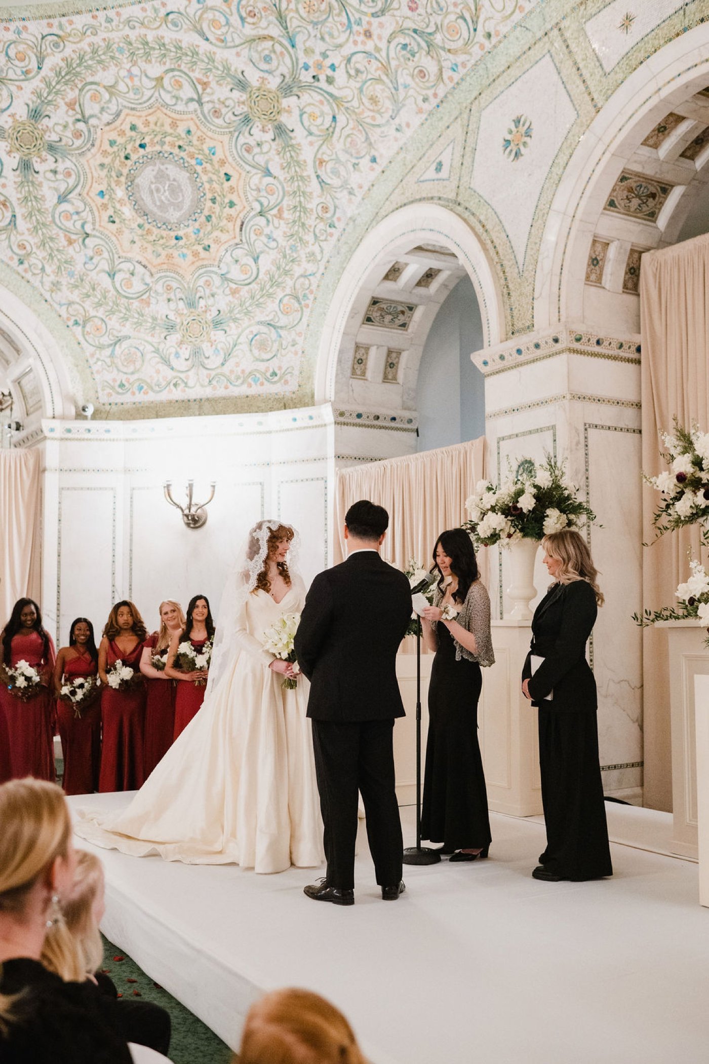Winter wedding ceremony at the Chicago Cultural Center