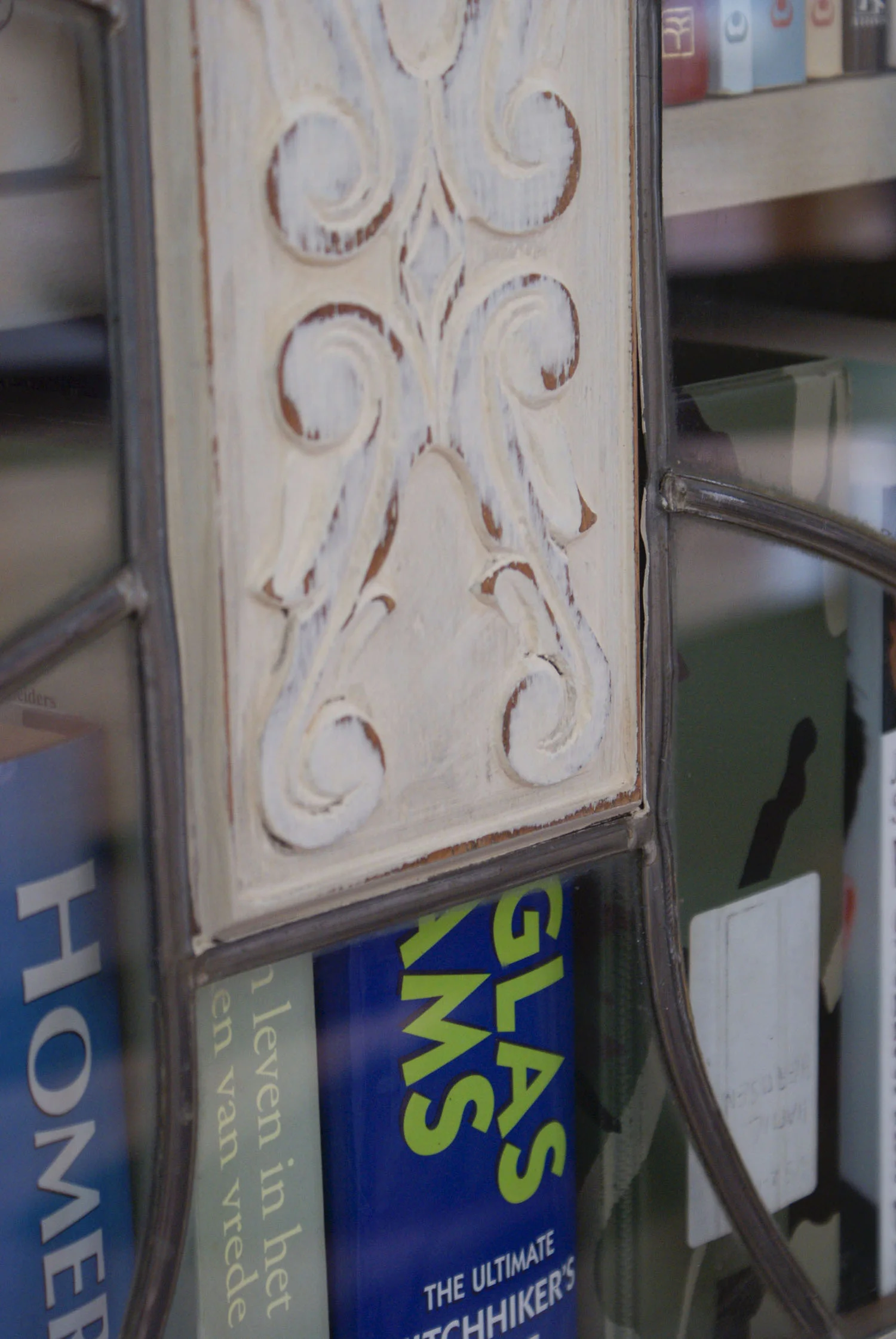 2015-Restyling-Boekenkast-krijtverf-04.JPG