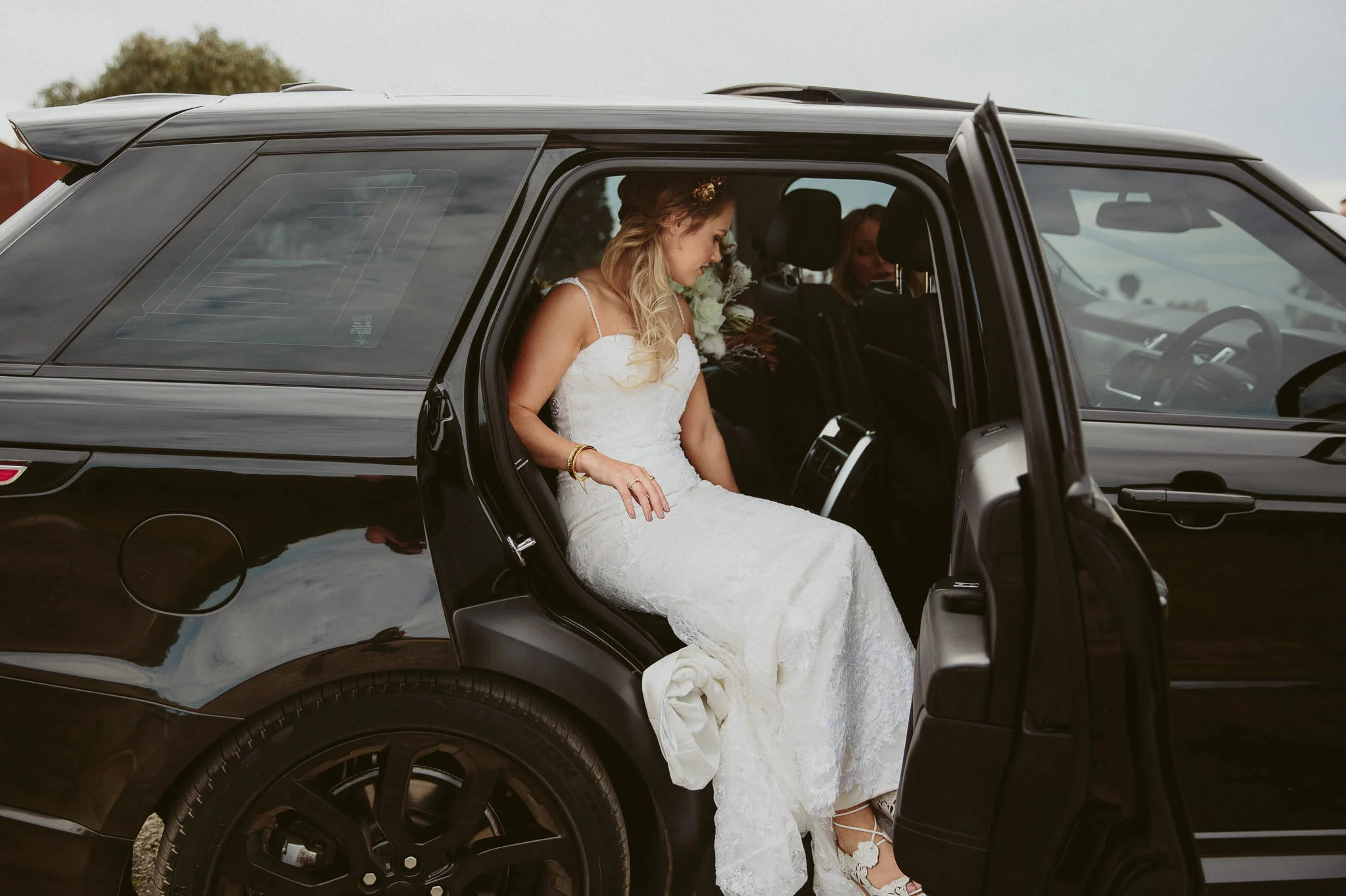 jessnicholls_geelongwedding_narelle&johnny_sneakpeek02.JPG