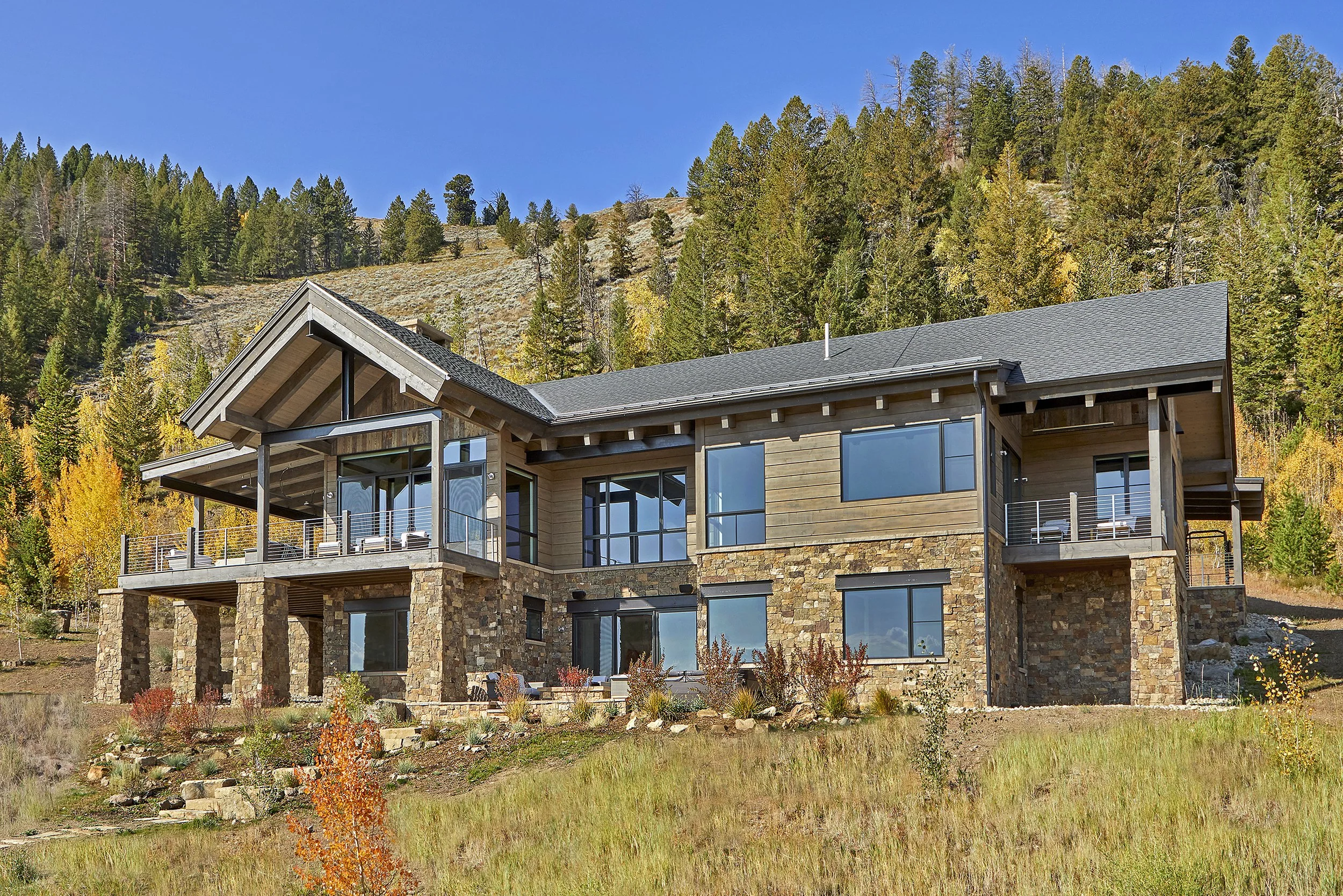 MODERN RANCH