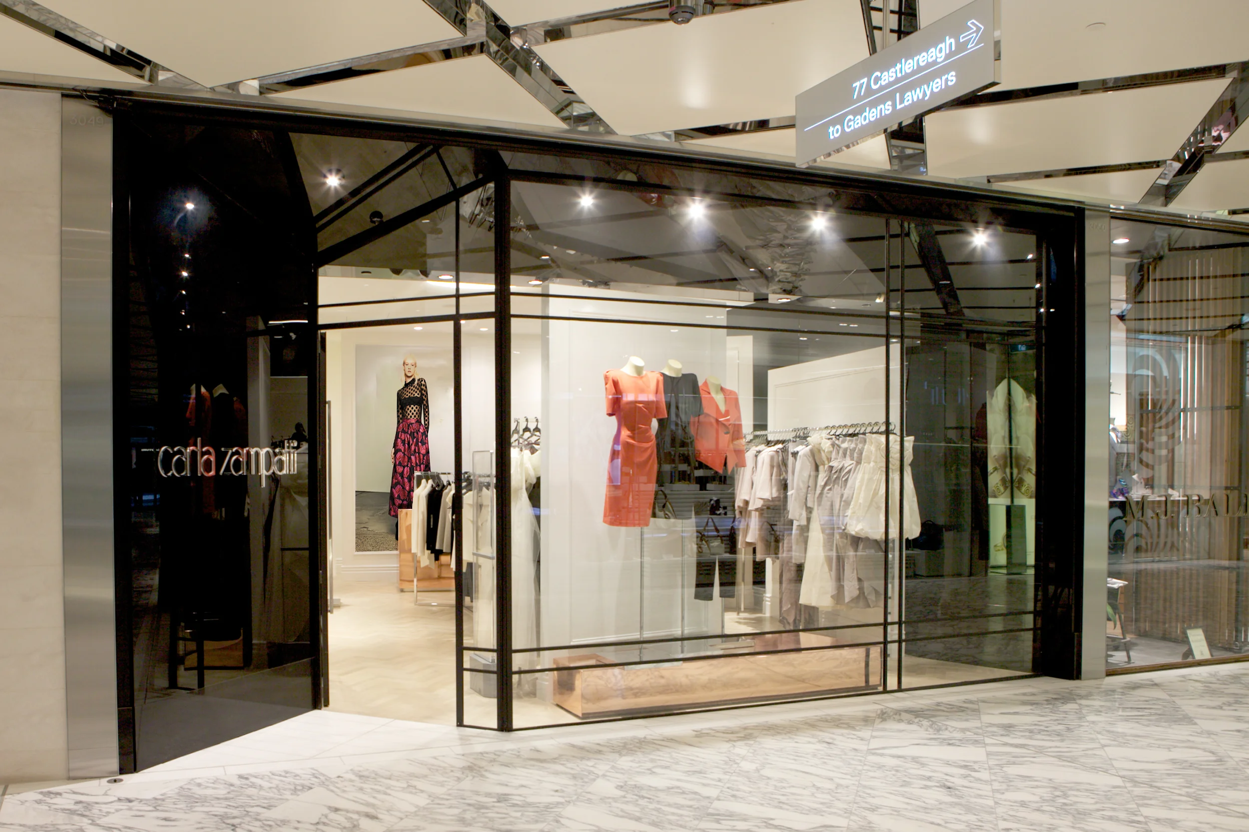 JuicyDesign-Projecthero-2500x1666-InteriorBranding-07.jpg