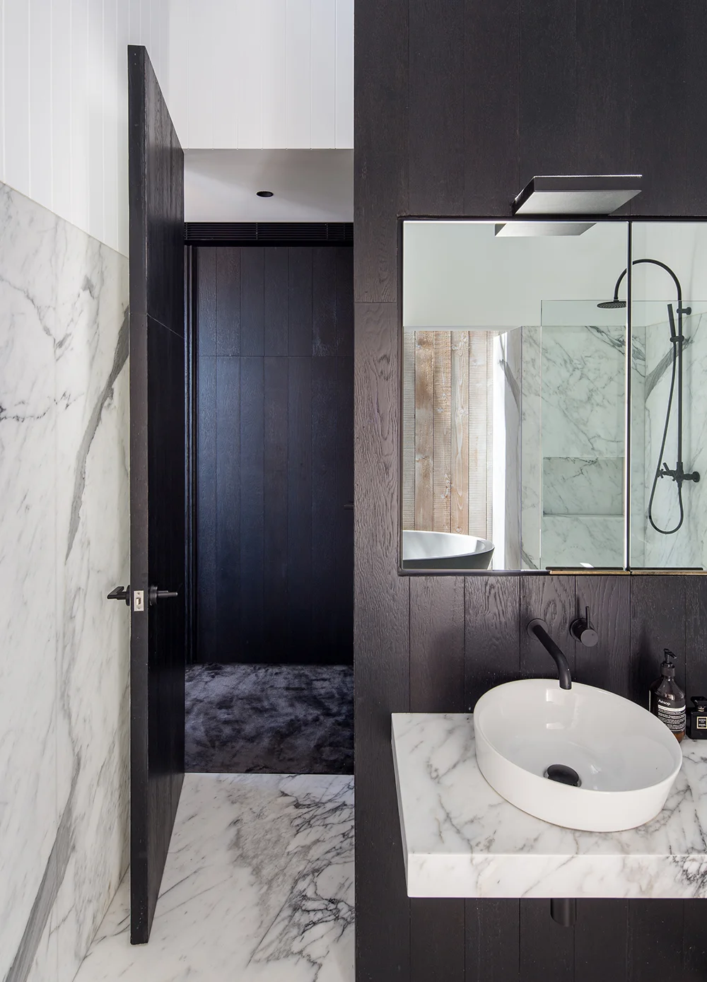 JuicyDesign-ProjectPortrait-1000x1389-InteriorBranding-Paddington-84-02.jpg