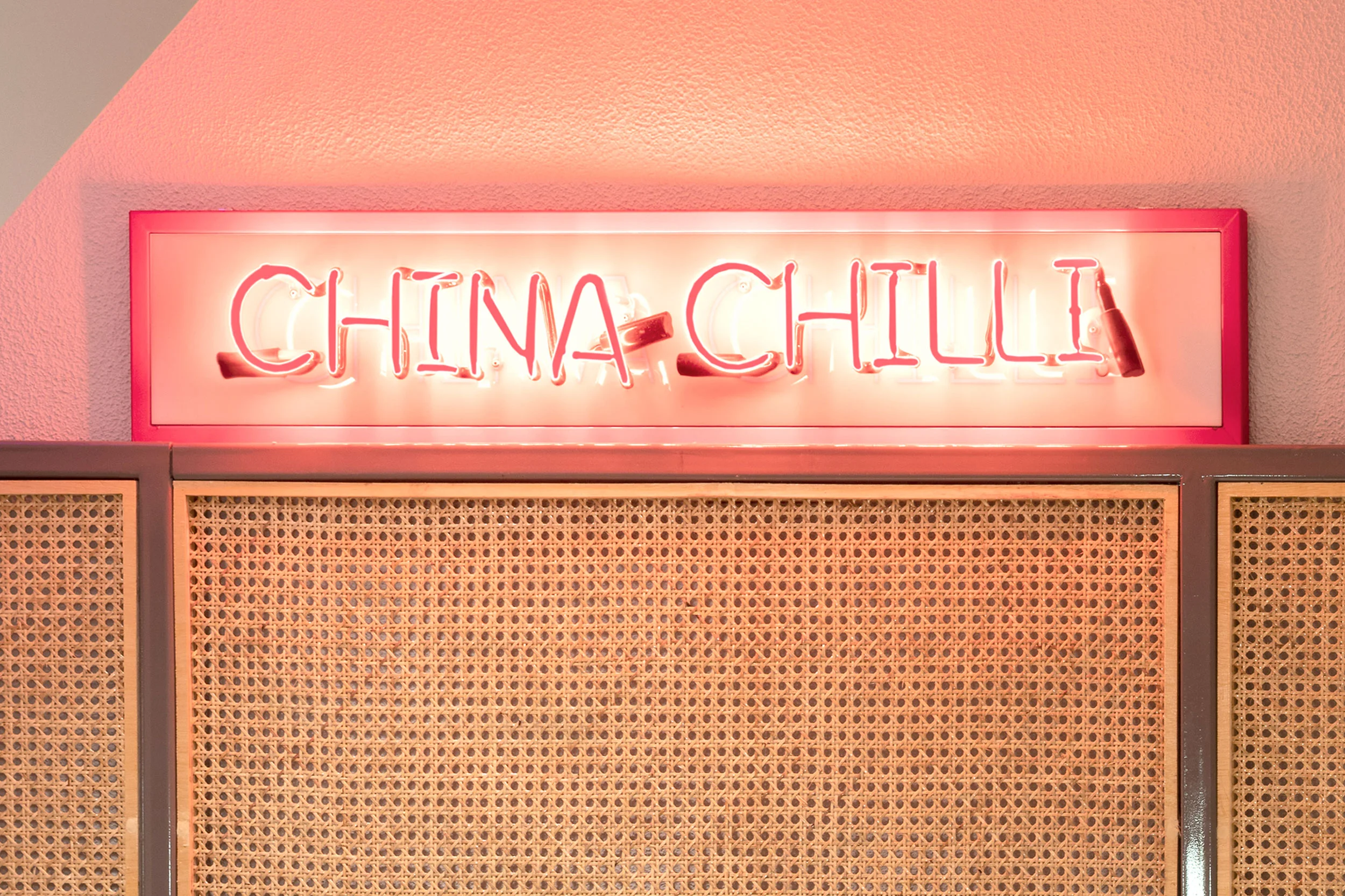 JuicyDesign-Projecthero-2500x1666-InteriorBranding-ChinaChilli-SydneyCBD-02.jpg