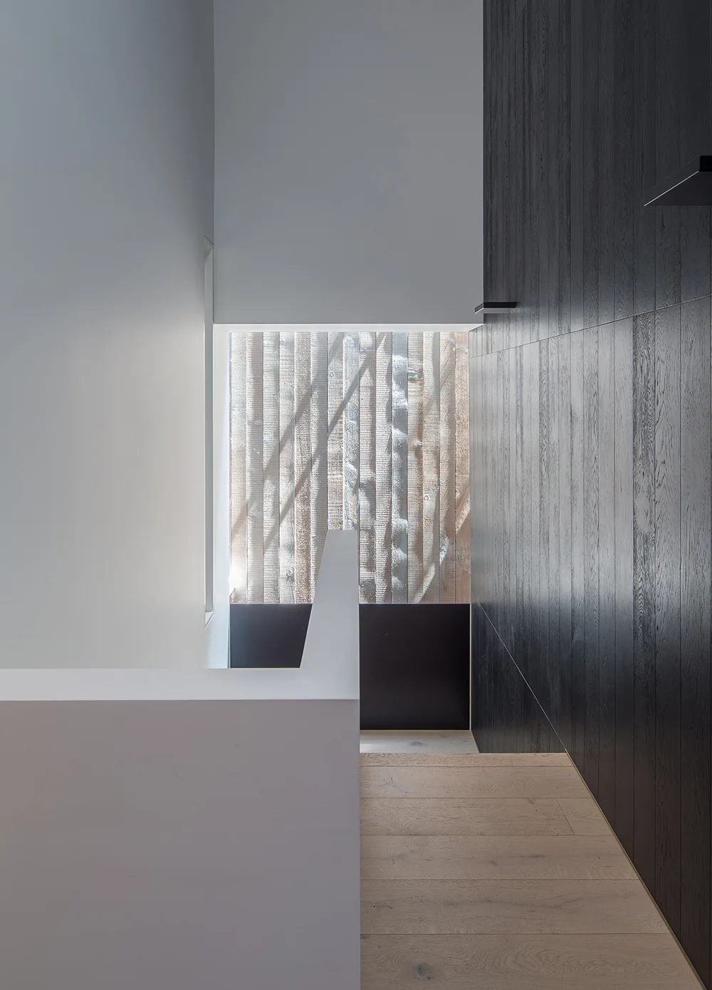 JuicyDesign-ProjectPortrait-1000x1389-InteriorBranding-PaddingtonHouse-84PaddintonStreet-07.jpg