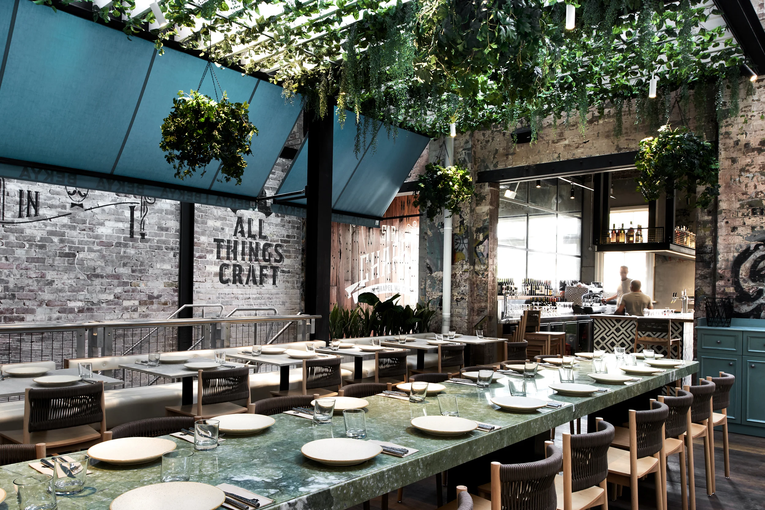JuicyDesign-Projecthero-2500x1666-InteriorBranding-Bekya-04.jpg