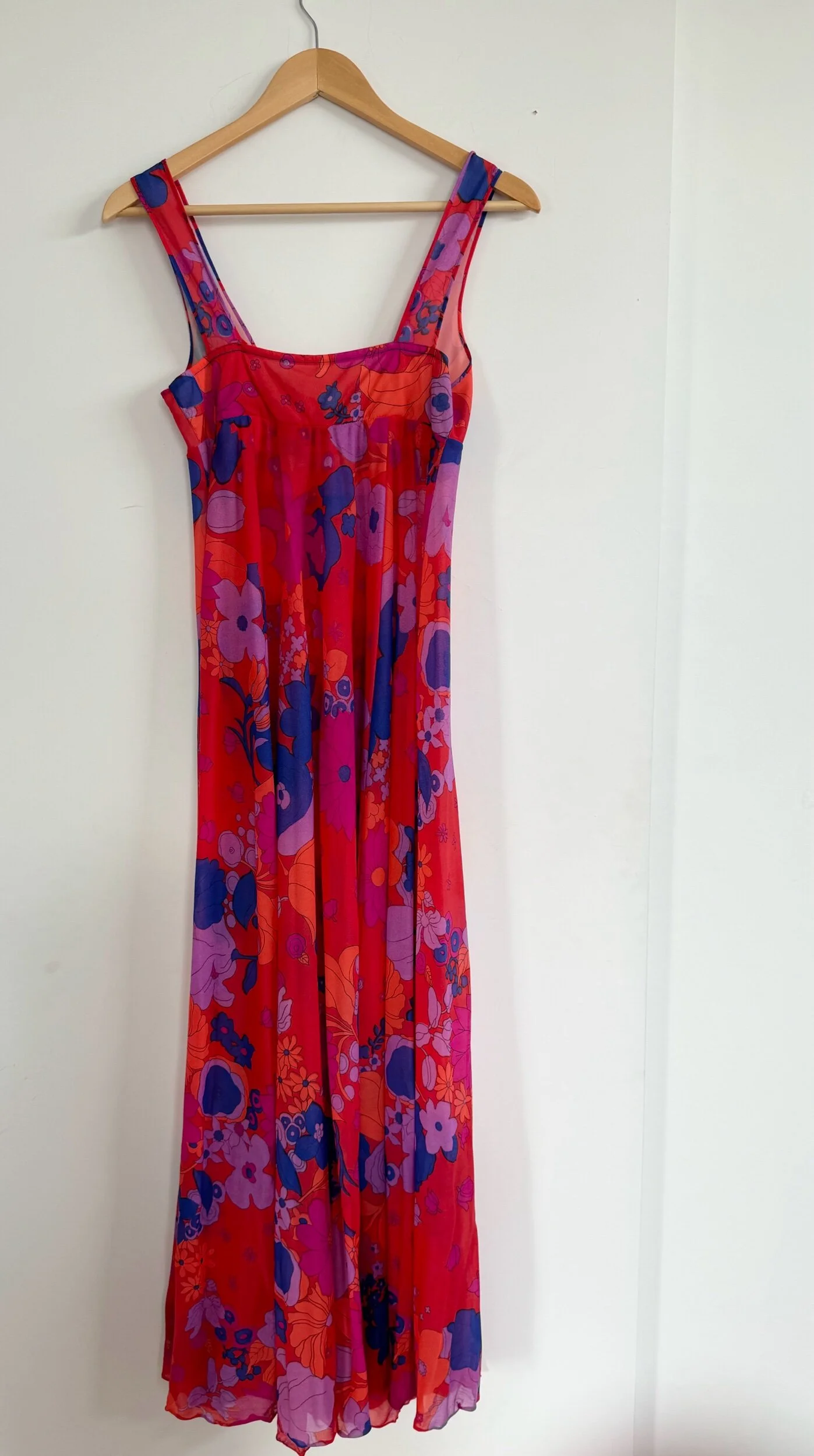 9D1490E7-2E72-494D-81B8-77EDA2A5927B