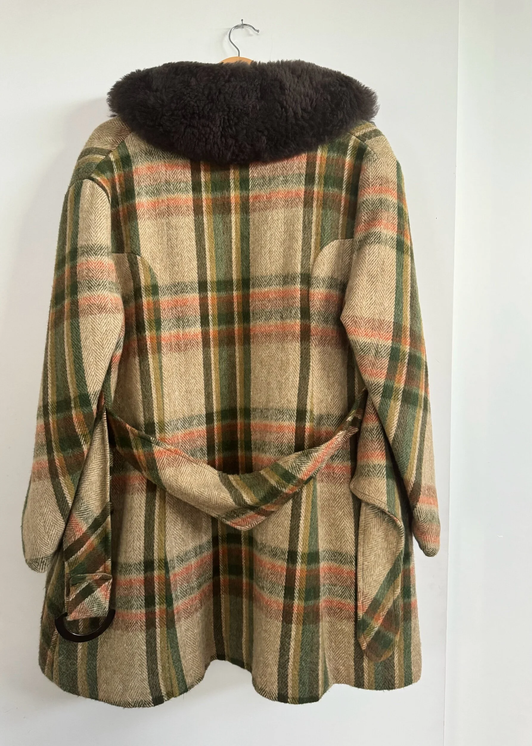 F4A19CD2-3A30-4B6E-88EE-7DD2A56E6C8B