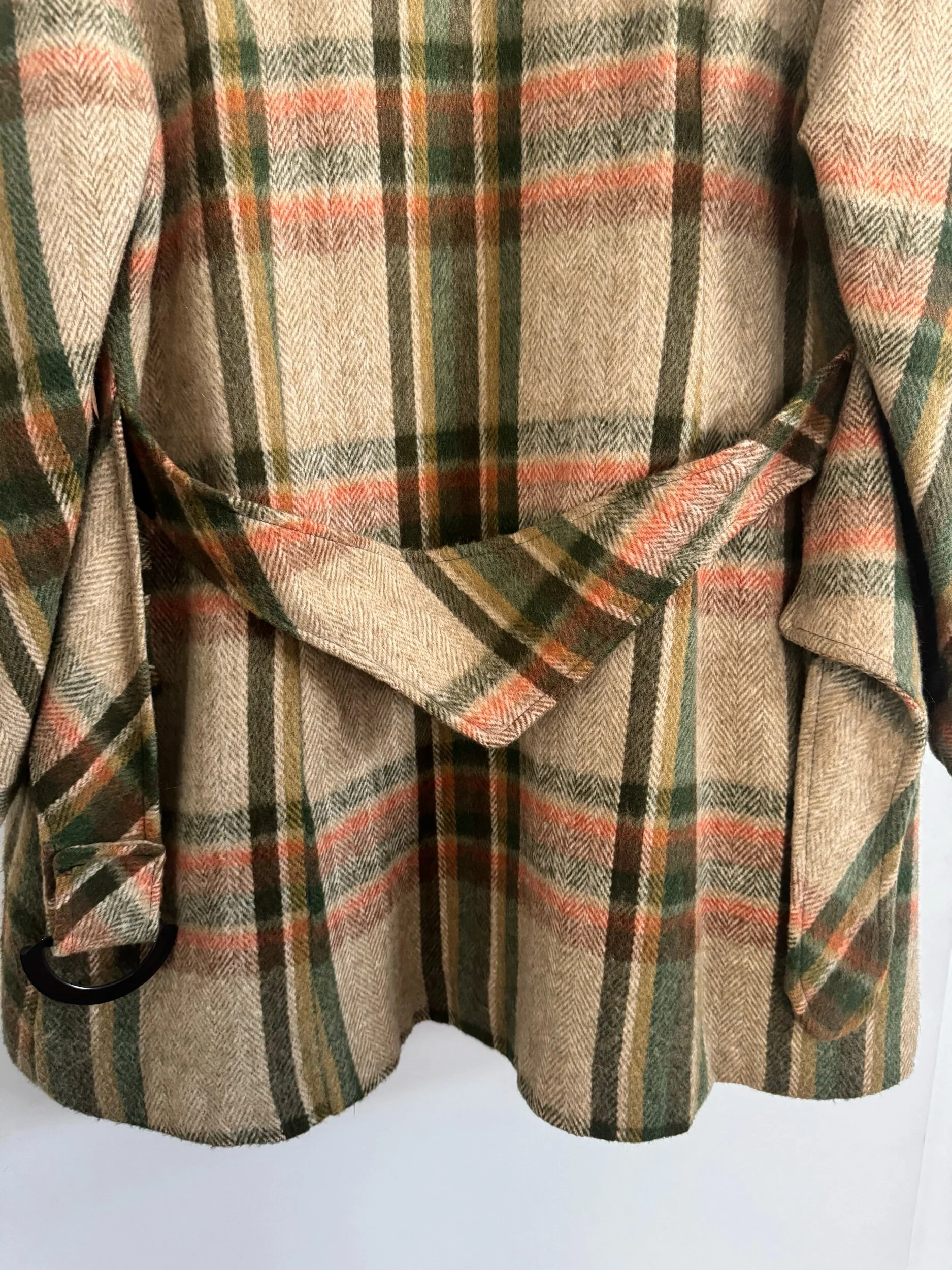 79CEDBB2-F3FF-4363-9C62-5B4D5F5640E9