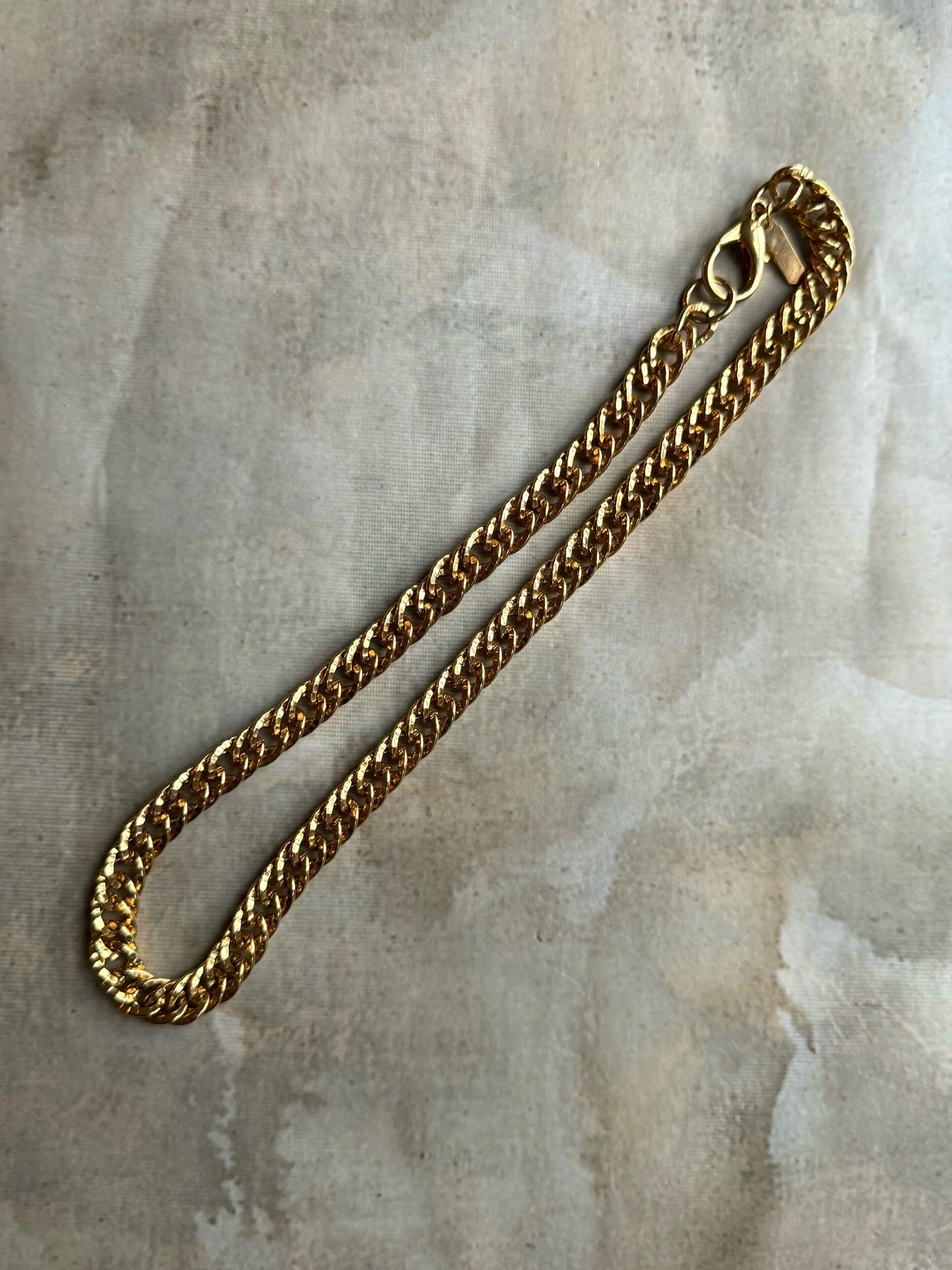 D7751205-B7E6-48E4-8FFB-1CB315ED3F9C