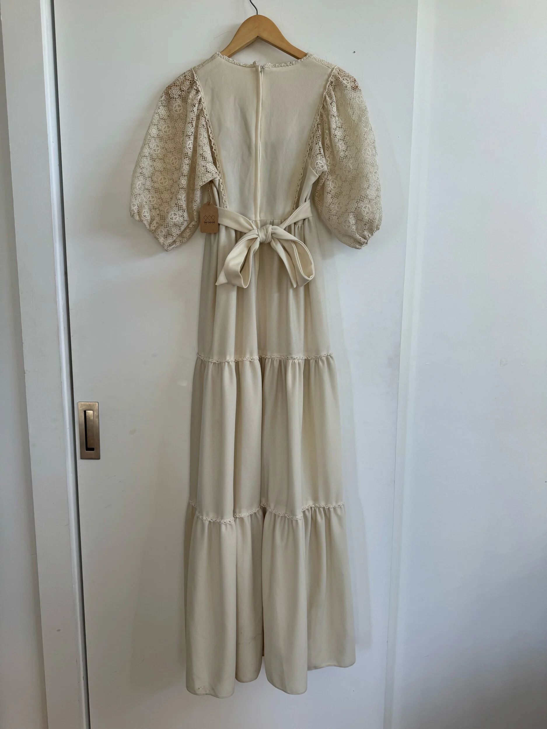 96DF7DE7-05E0-4A9F-BA53-C14EAF456AED