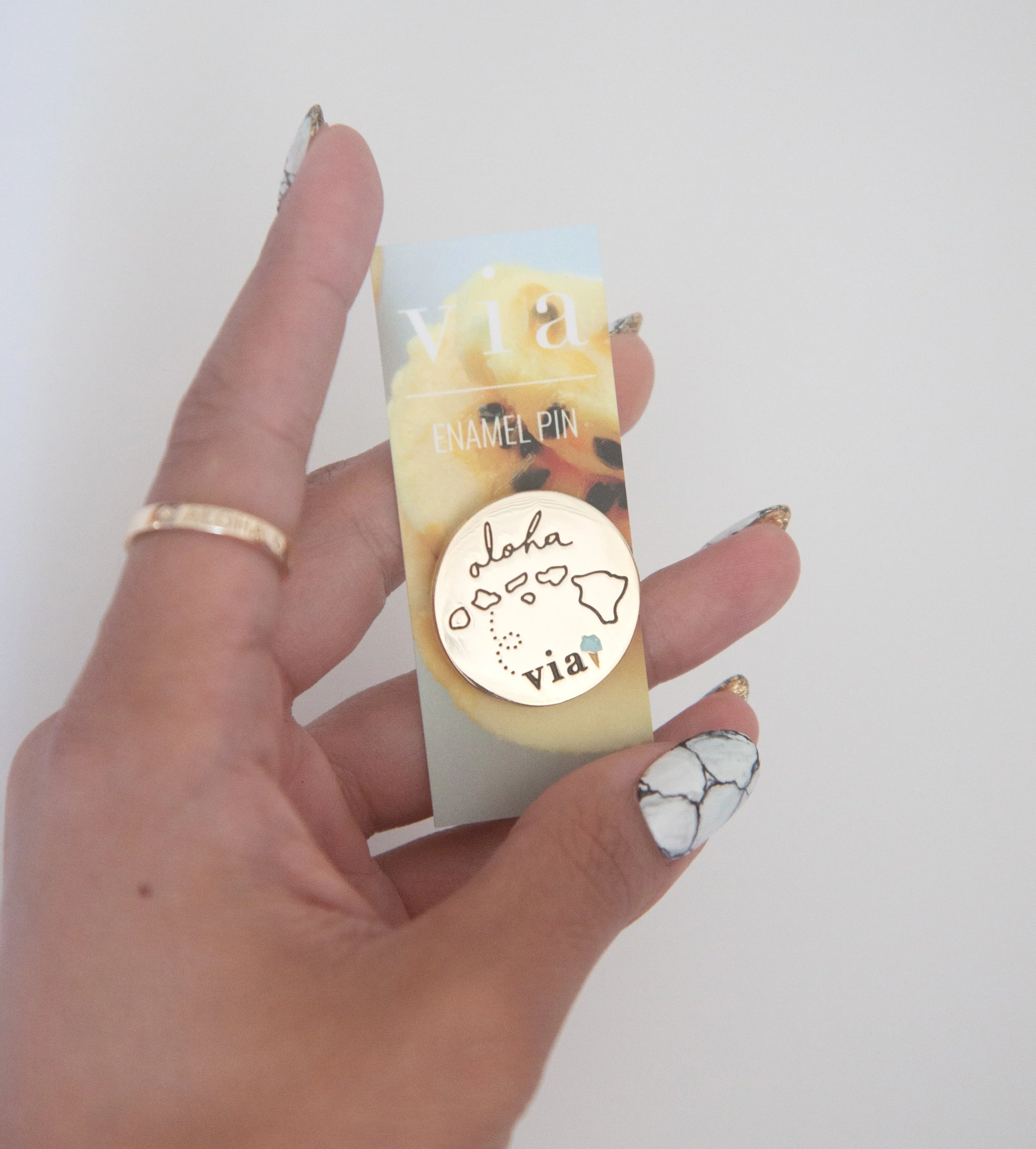 aloha islands pin marble nails.jpg