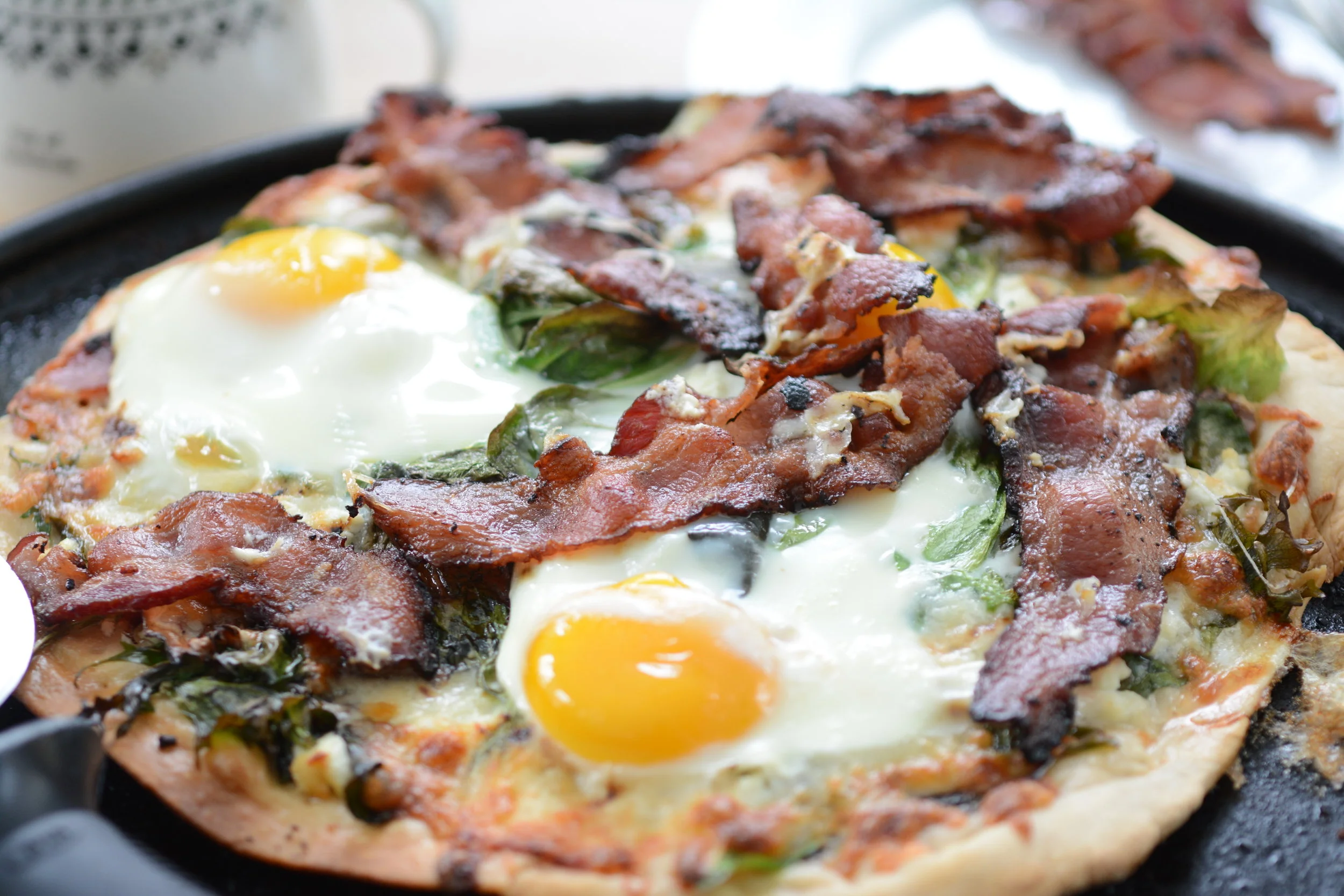 BLG Brunch Pizza with Egg
