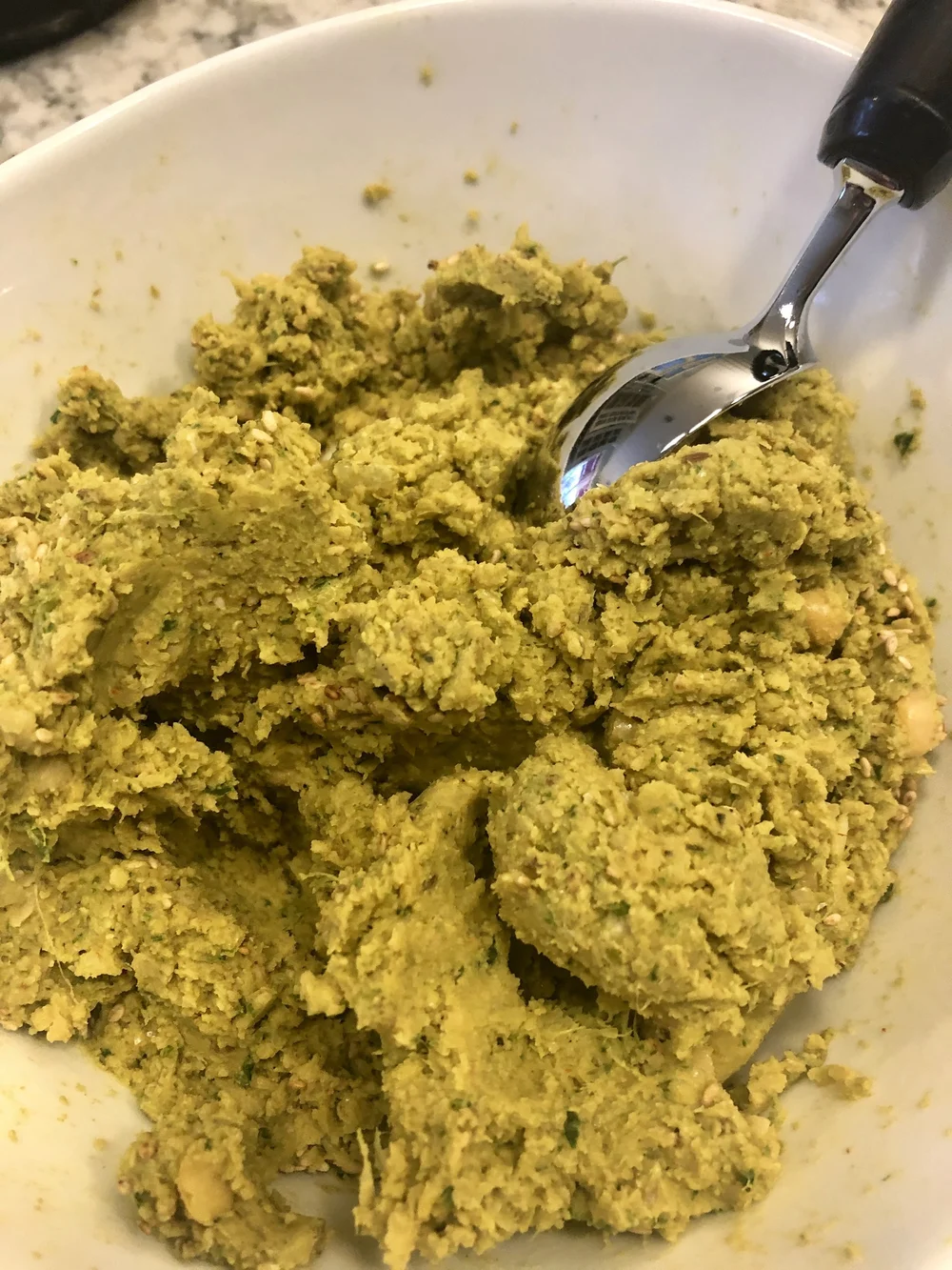 Form into 1 1/2 inch balls