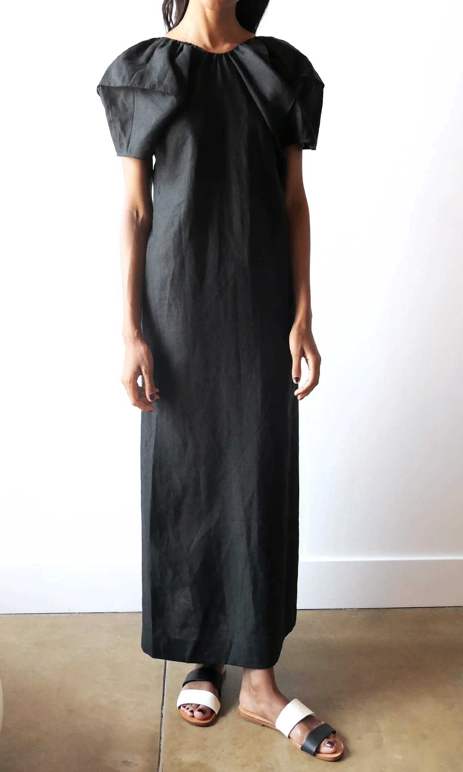 BELLADRESS_BLACK1.jpg