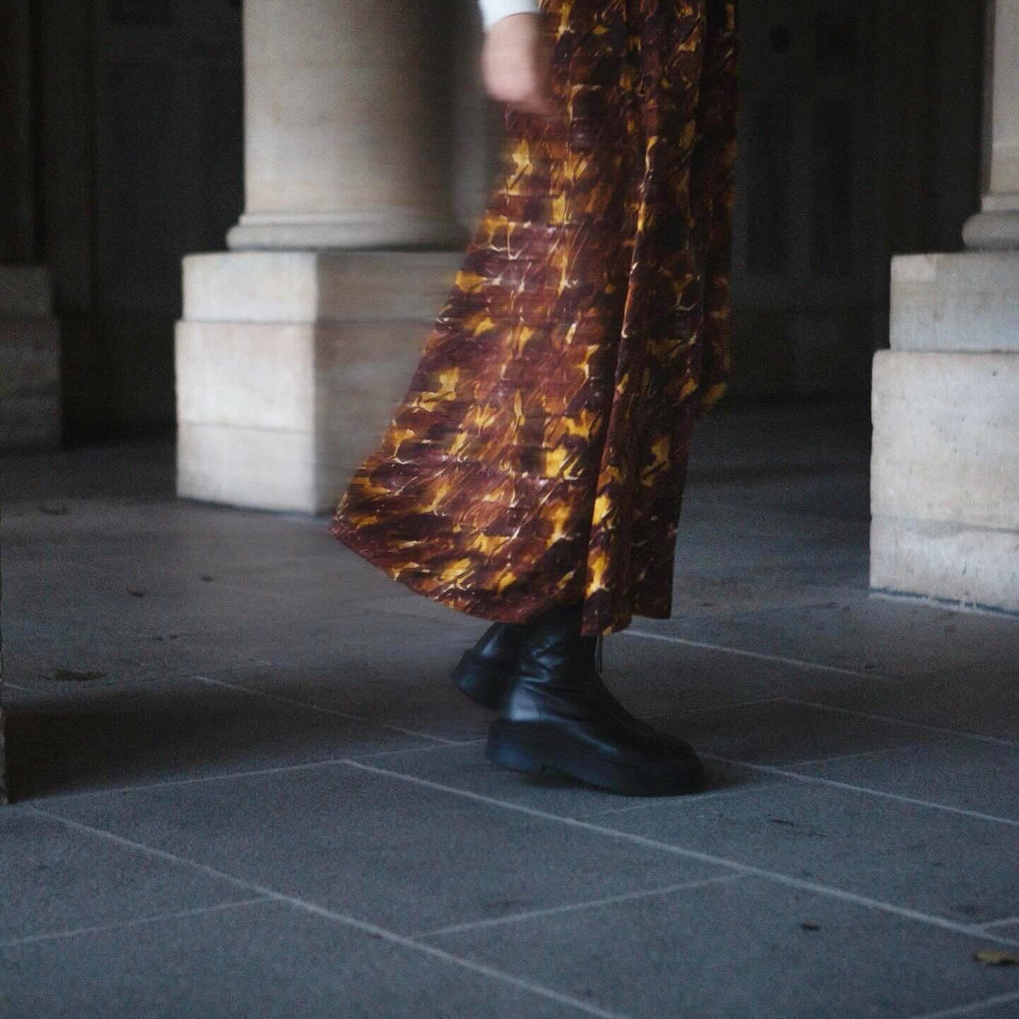 Marigold print silk and wool Lena skirt for the holidays. ph @maiaflore