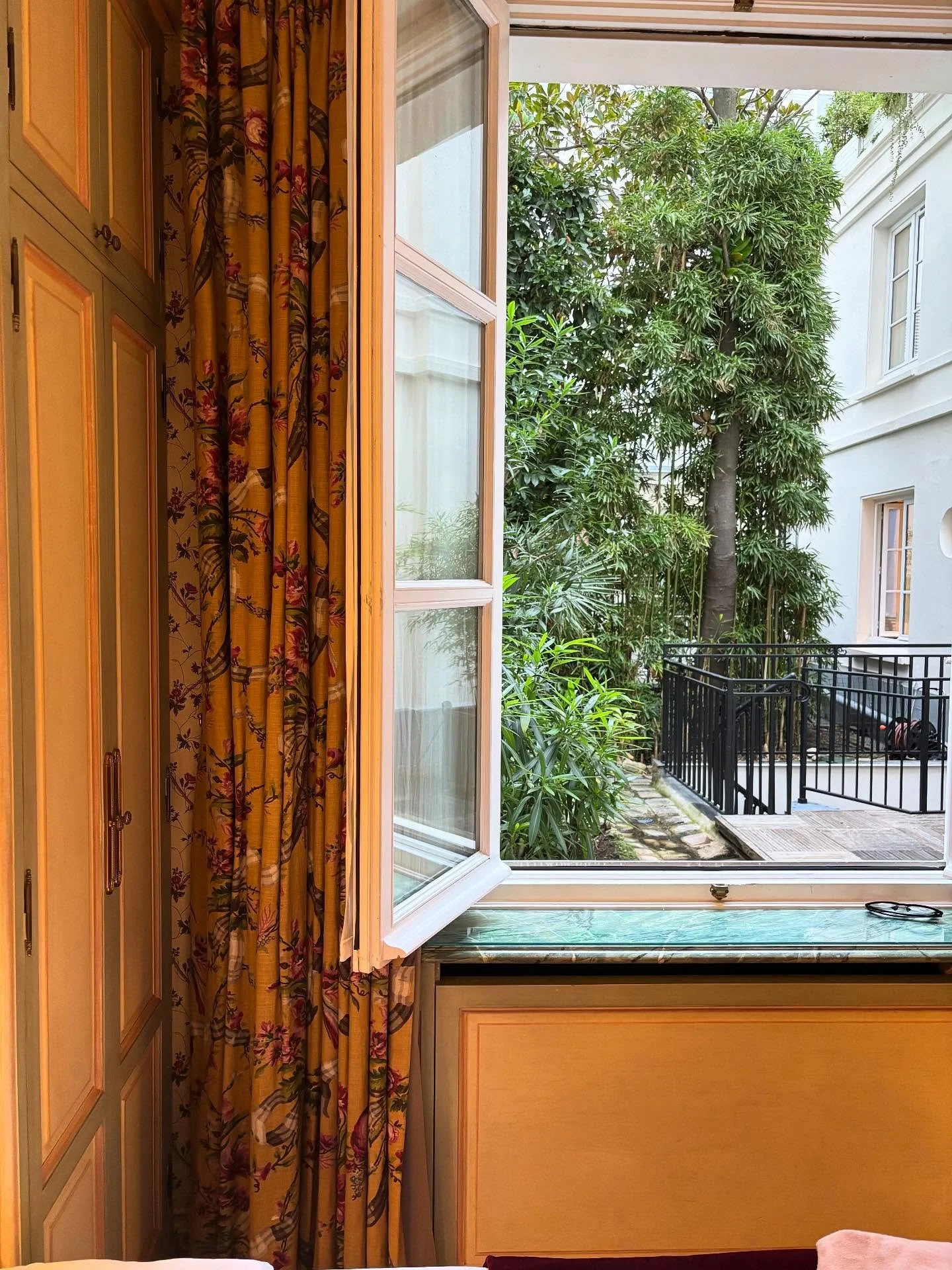 More Lisbon and a quick stop in Paris for work x