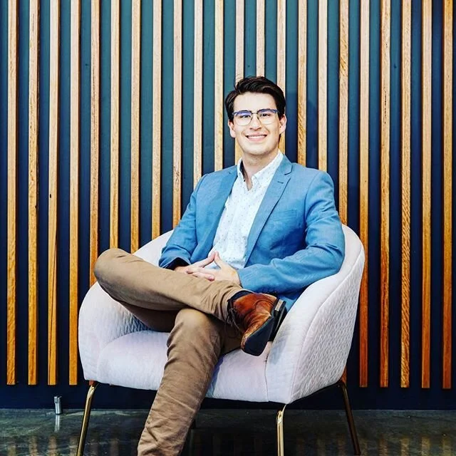 As a 15 year old @its_tarlfox was my gun employee. Now he&rsquo;s a high flying real estate agent for @molenaarandmcneice. They were nice enough to give us some keep cups to hand out to our regulars. If you are a regular, you know if you are, and want one let us know. You may be one of the lucky chosen few. 
#keepcup #molenaarandmcneice #cafe #environmental #swell #coffee #whiterabbitkeiraville