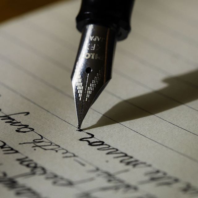 So much to write and so little time! Are you an aspiring writer, artist, or small business owner looking to take the hassle of social media management of your hands? We've got your back! .
.
.
tag #beaconbytes to feature your work! .
.
.
#art #emergingart #author #artist #photography #starvingauthor #starvingartist #mediamanager #smallbusiness #youngcreative #youngprofessional #momandpop #artistfeature #artfeature #photofeature #35mm #digitalphotography #filmphotography #novelist #filmmaker #indiefilm #independentartist #art_feature #beaconbytes #socialmedia #socialmediamarketing #artistpromotion #artrepresentation #artcurator