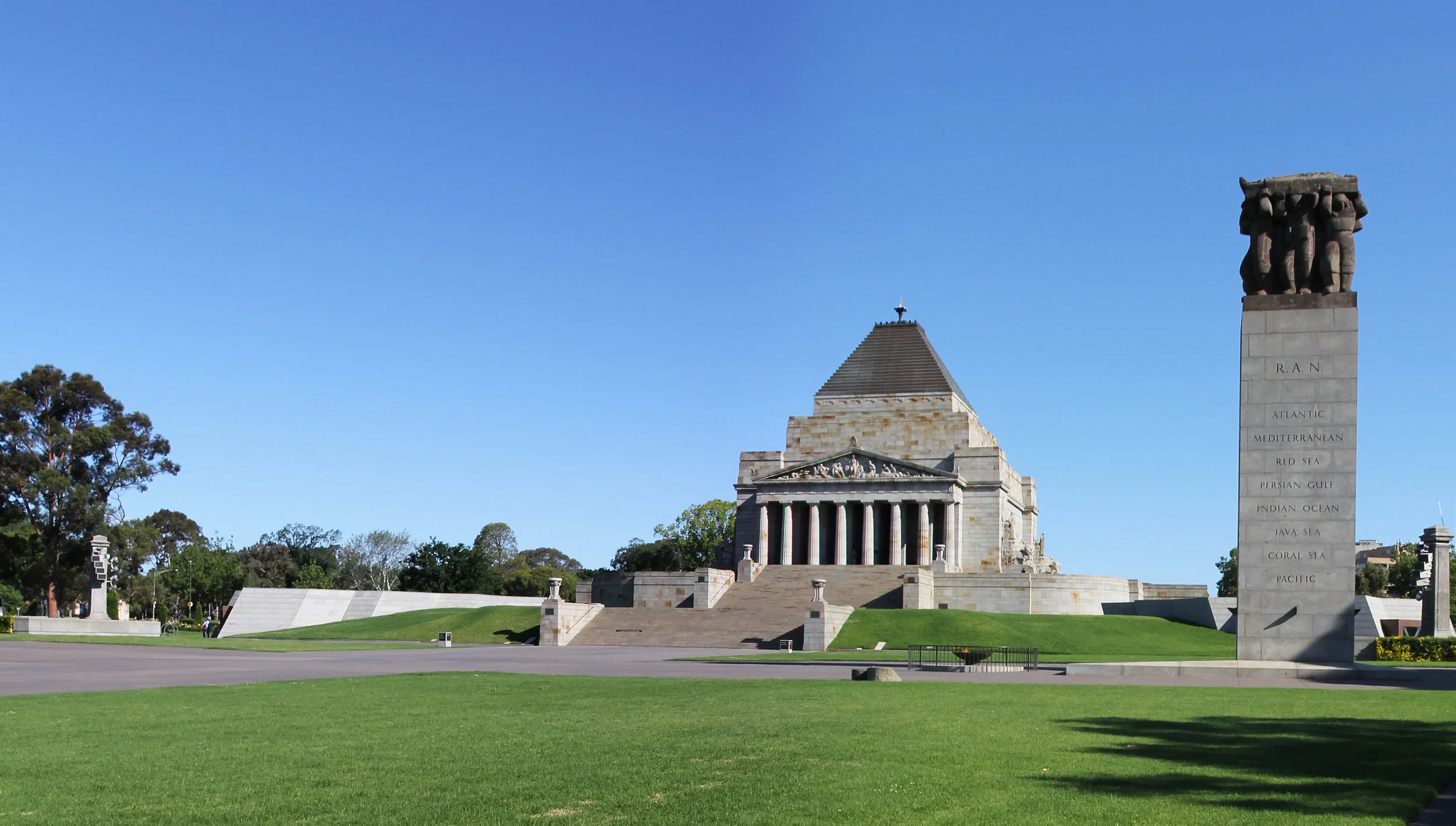 Shrine_of_Remembrance_1.jpg