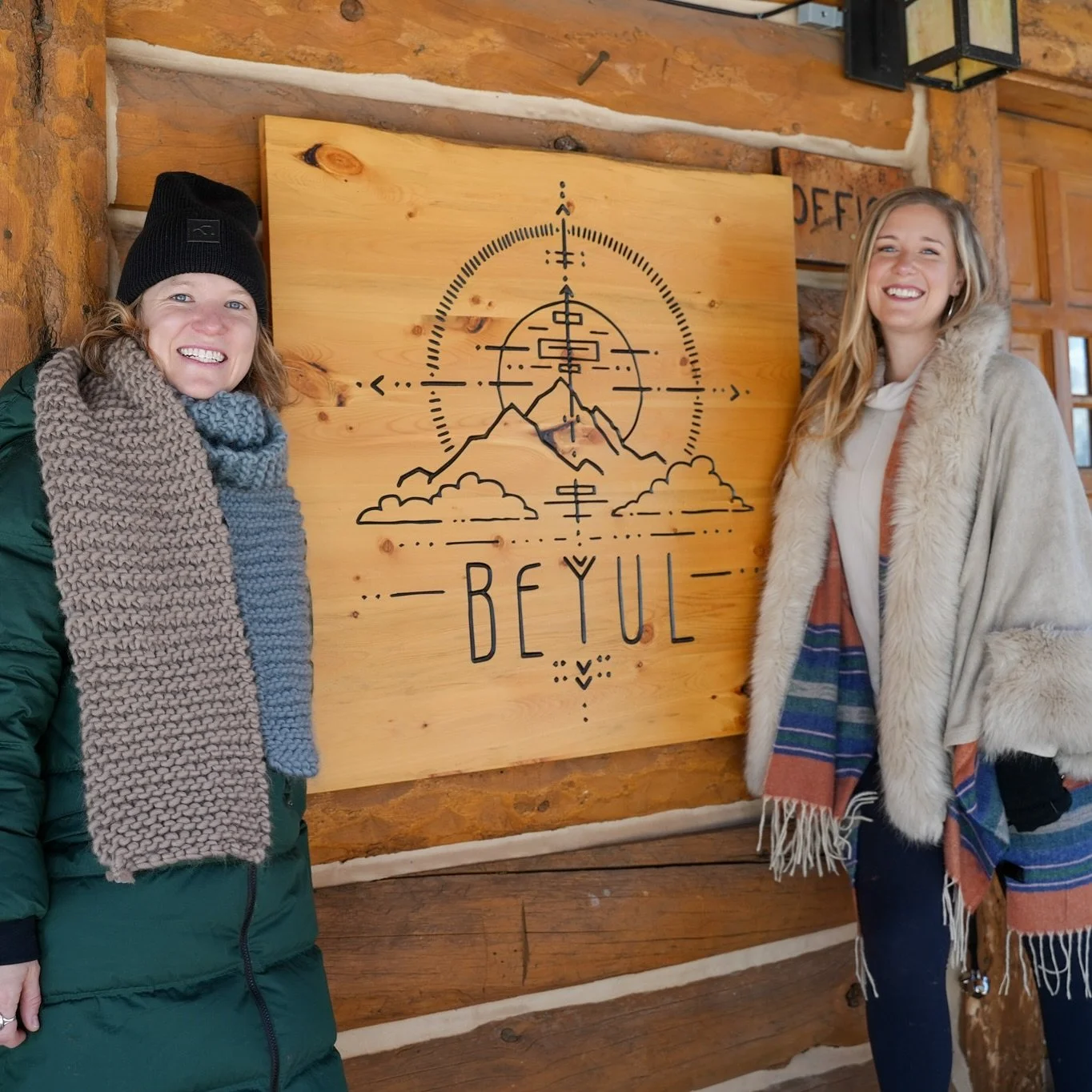 Registration is OPEN for our favorite winter weekend! This is our 4th annual gathering at @beyulretreat and it&rsquo;s such a special, cozy, relaxing way to celebrate and reflect on the year together. The cabins and lodge are already filling up 🏔️😍