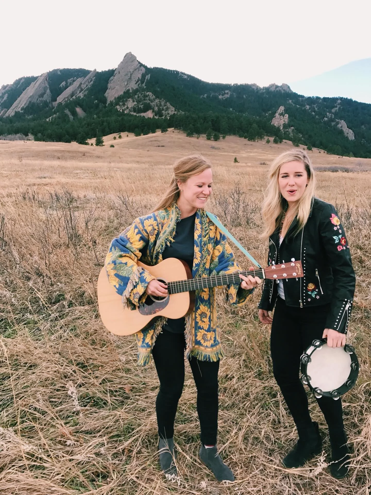 These 2017 (sorry couldn&rsquo;t find a pic from 2016) babies would lose their minds to know they&rsquo;re on a festival lineup in the backyard of Boulder with @gregoryalanisakov &amp; @shakeygraves ❤️ The full @bluebirdmusicfestival lineup just drop