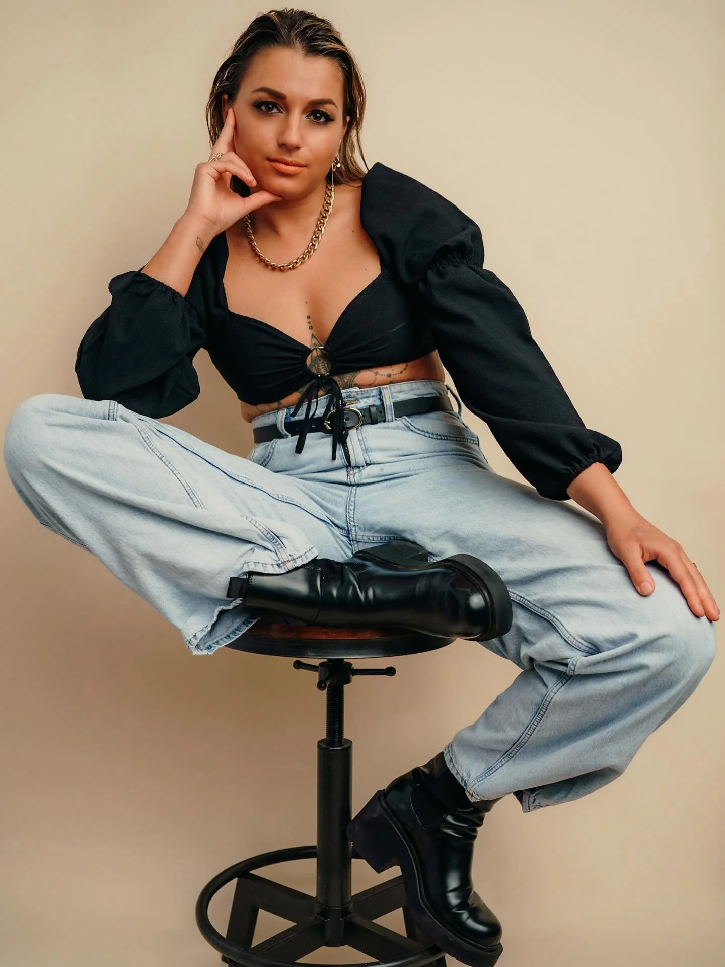 Throwback to Dasha in studio 👸✨
@silly1chick 
@s1c_salon