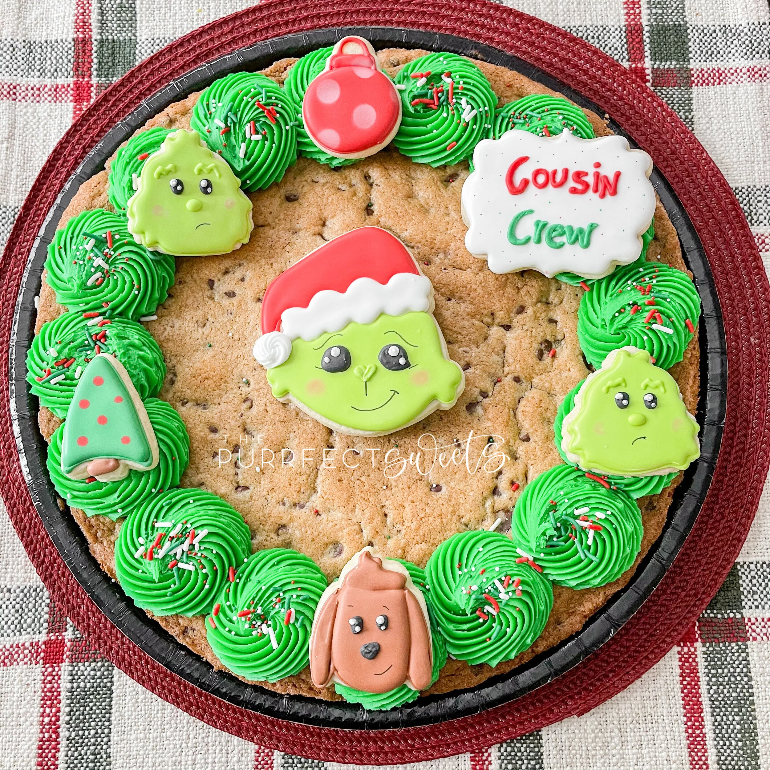 grinch cookie cake.JPEG