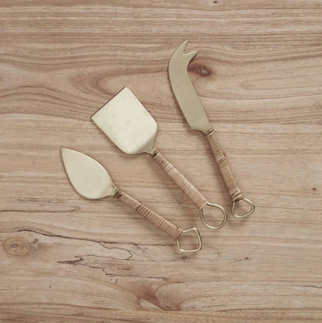 Thalia Rattan Handle Cheese Set