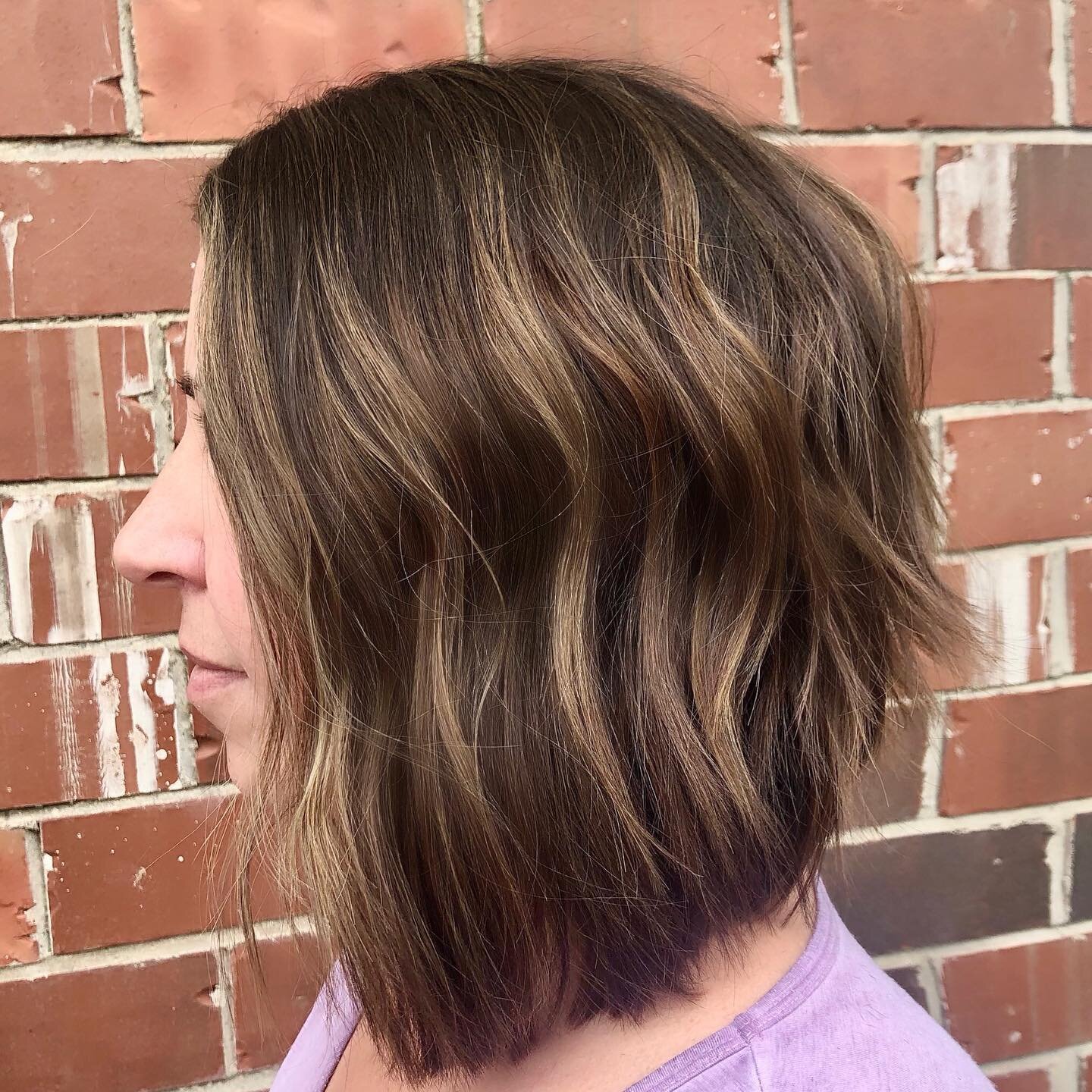 Textured Bob on my friend Amiee! We were wanting a lighter, fresher highlight to give her a pop of lightness and dimension and take off some length and weight for an easier summer style.