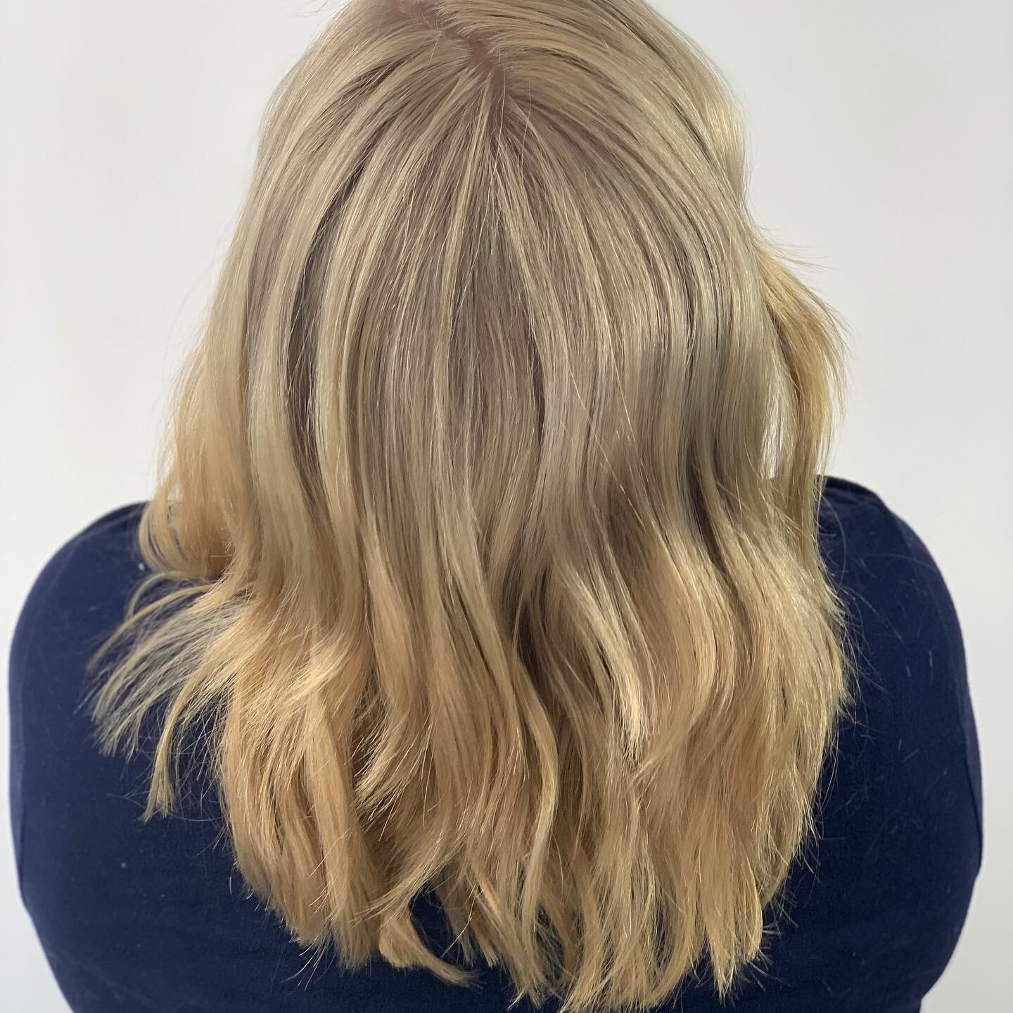 Big changes. Sometimes in quarantine we did what we had to. Box dye happened. Don&rsquo;t be ashamed. Come in for that big change. Swipe to see the before. Like! Wow!