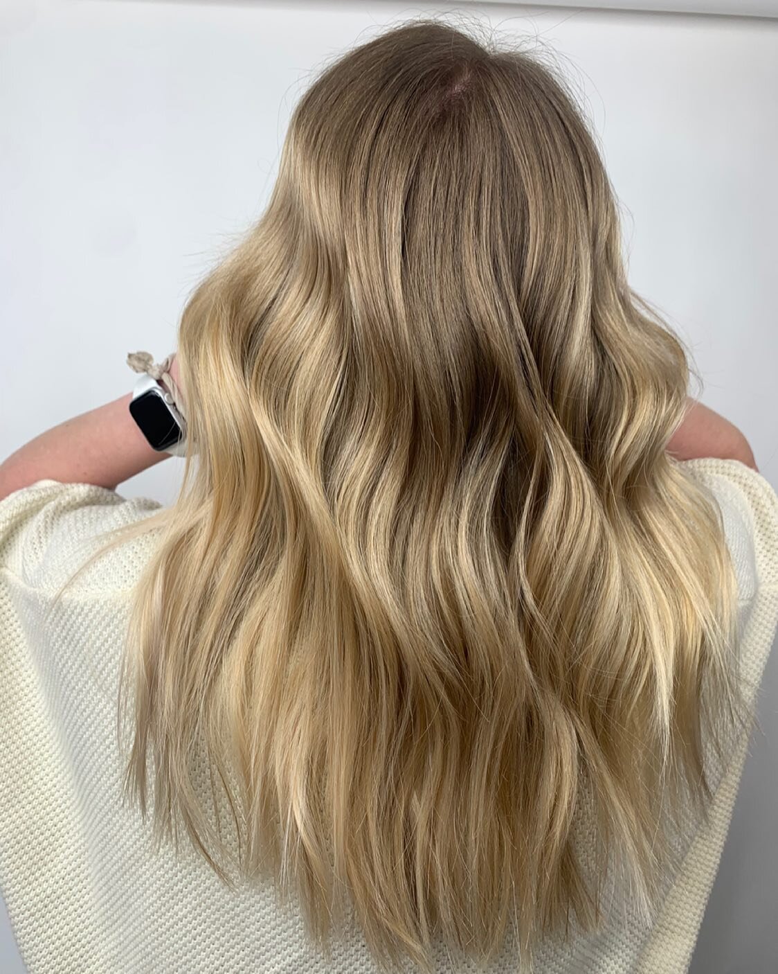 Sandy blonde for the win! ⭐️