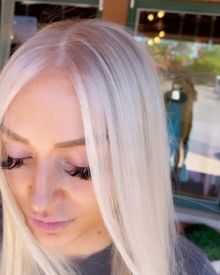 Platinum is my passion 💁🏼&zwj;♀️