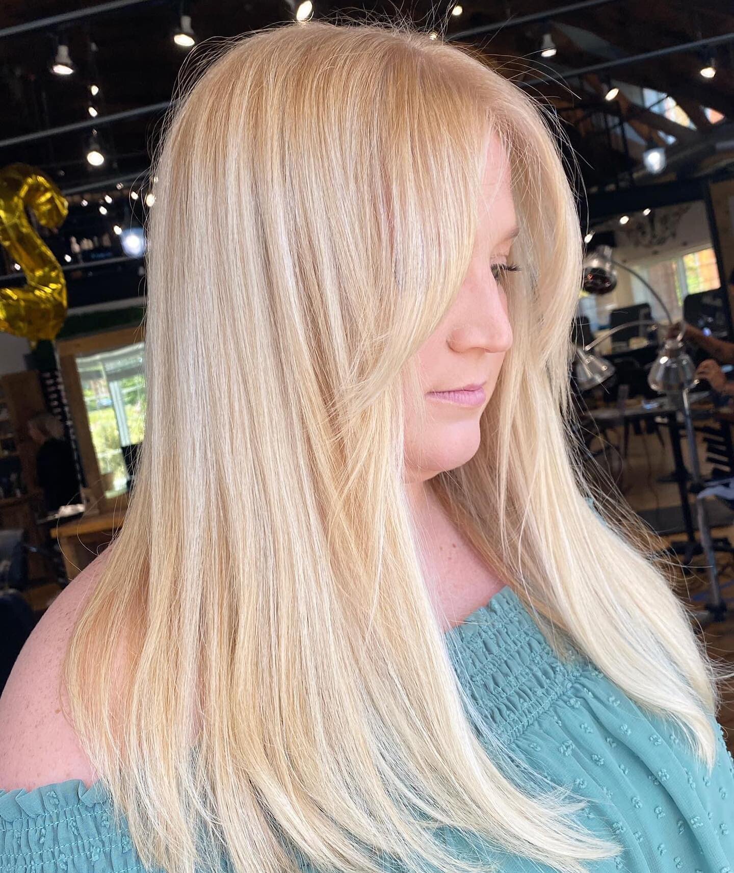 ❤️&zwj;🔥❤️&zwj;🔥❤️&zwj;🔥❤️&zwj;🔥❤️&zwj;🔥
&bull;
&bull;

#stlhairstylist #stlhair #stlhairsalon #stlstylist #stlextensions #stlblondingspecialist #stlreels #hairreels #haireducation #hairstylistreels #hairstylist #behindthechair #hairtips #hairtr
