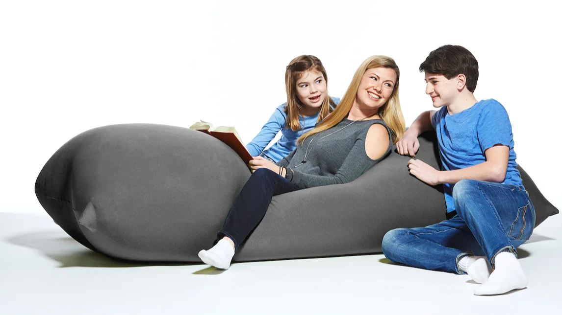 Max+Dark+Gray+Family.jpg