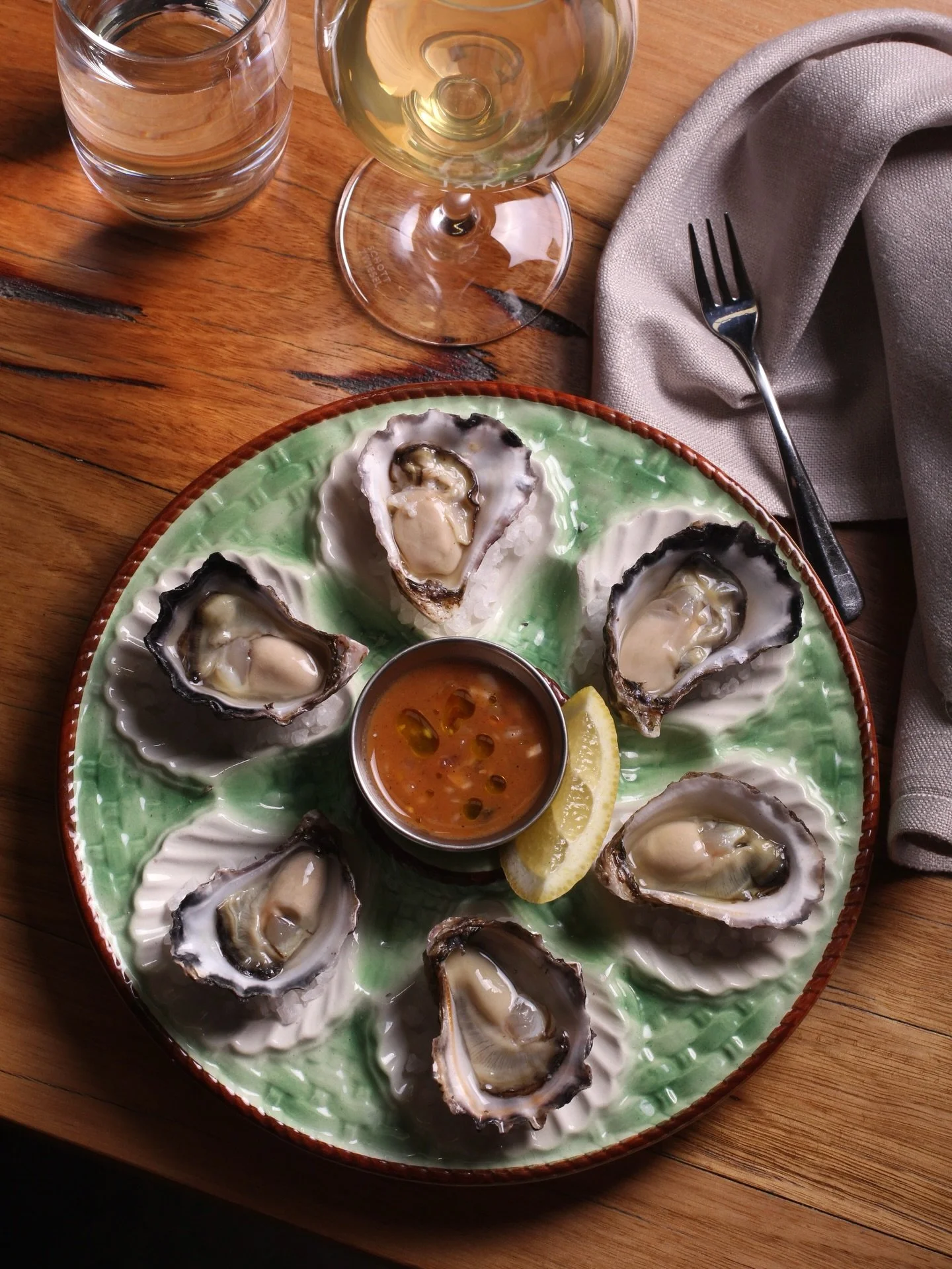 Sydney rock oysters with smoked tomato mignonette 🦪🍅