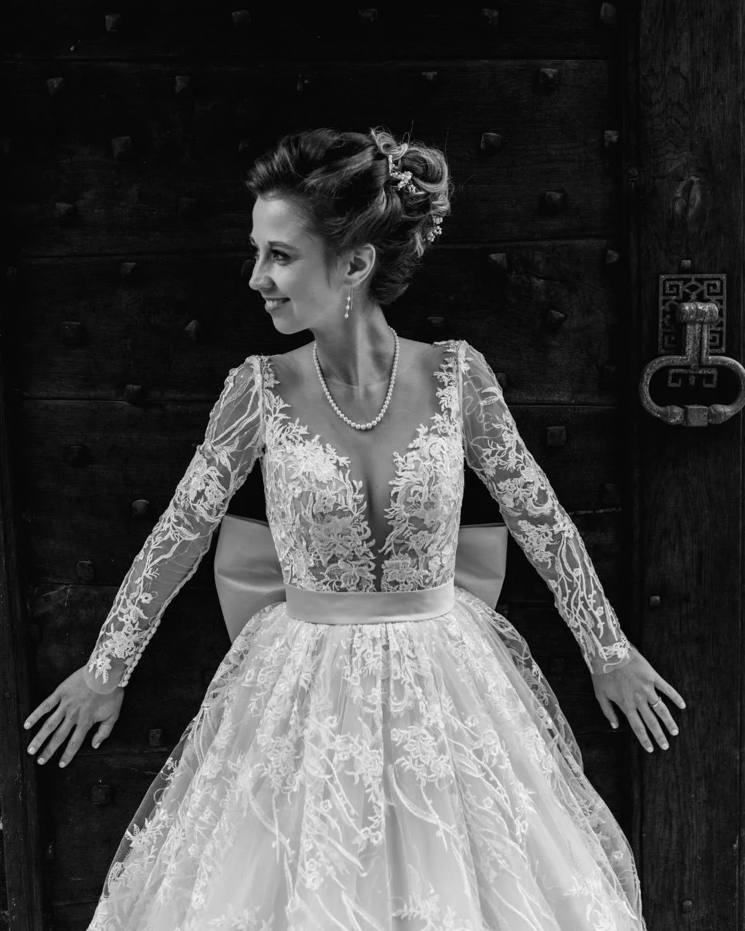 Une ambiance de folie pour le mariage d&rsquo;Alice et Thibaud au @chateaudelajarthe .
#weddinglook #photographemariage #weddingdordogne #bordeauxmaville #loveweddings